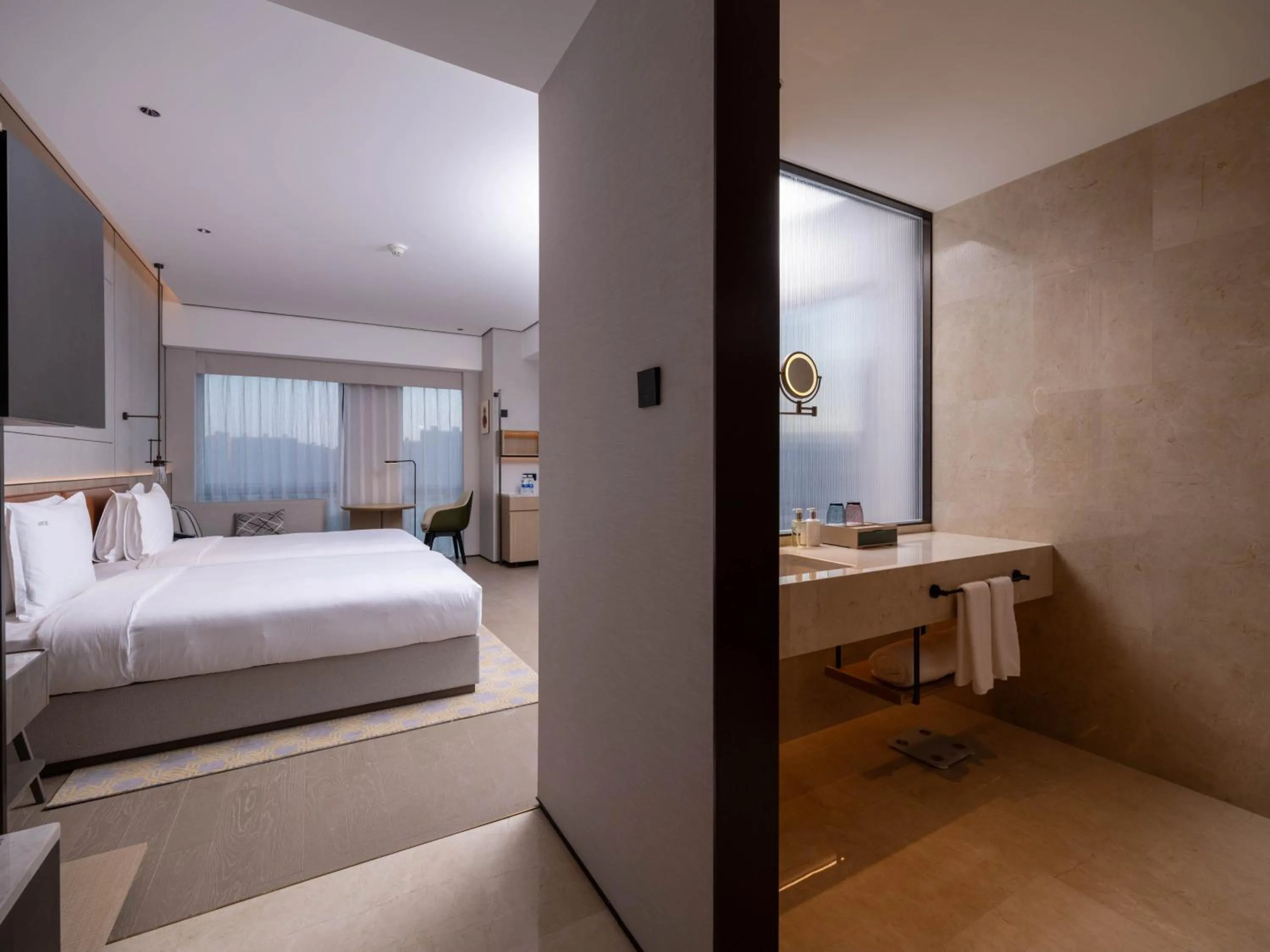 Photo of the whole room, Bed in Holiday Inn Beijing Daxing Centre by IHG