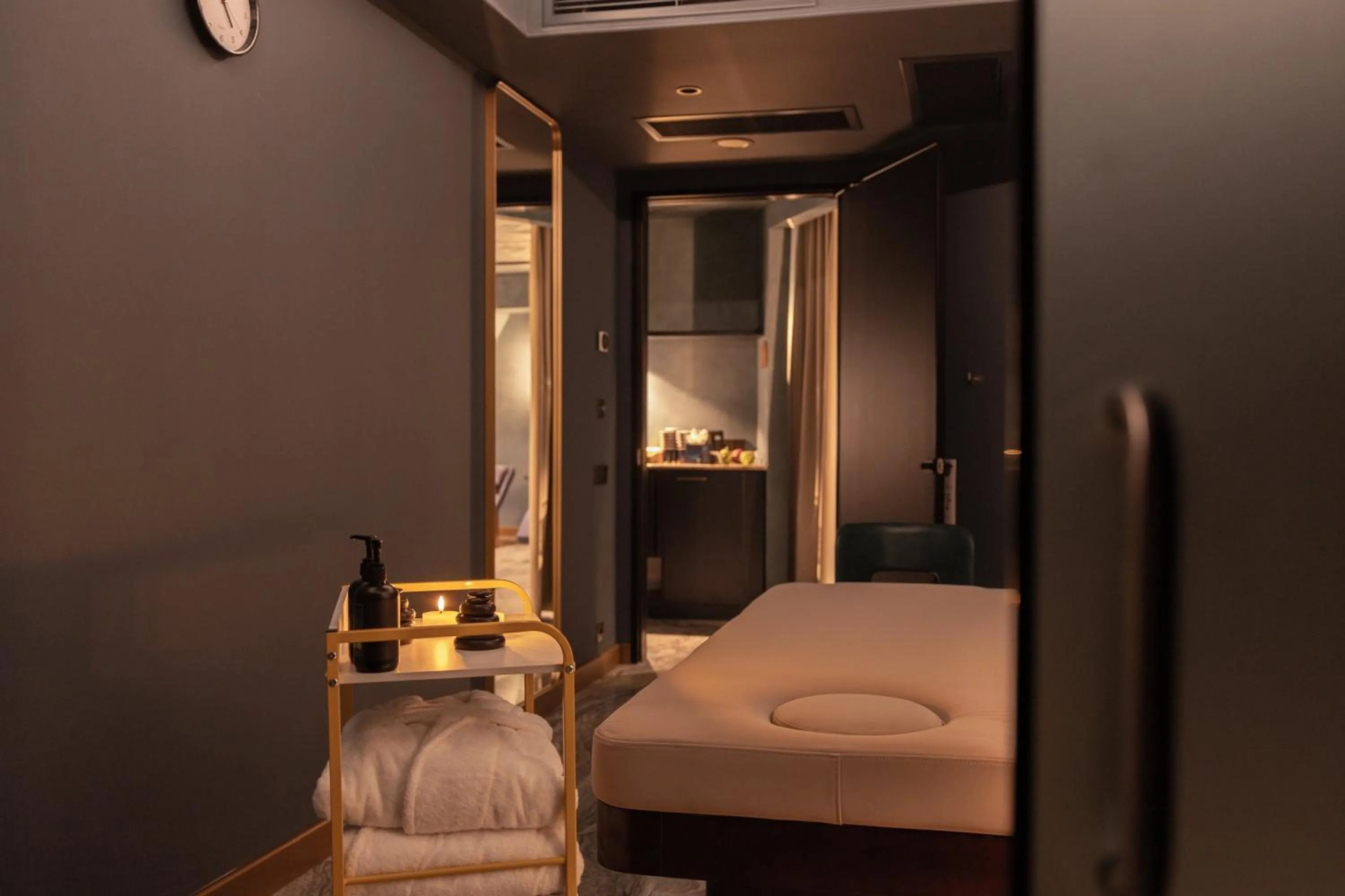 Spa and wellness centre/facilities, Bed in Hotel Indigo Batumi - Old Town by IHG