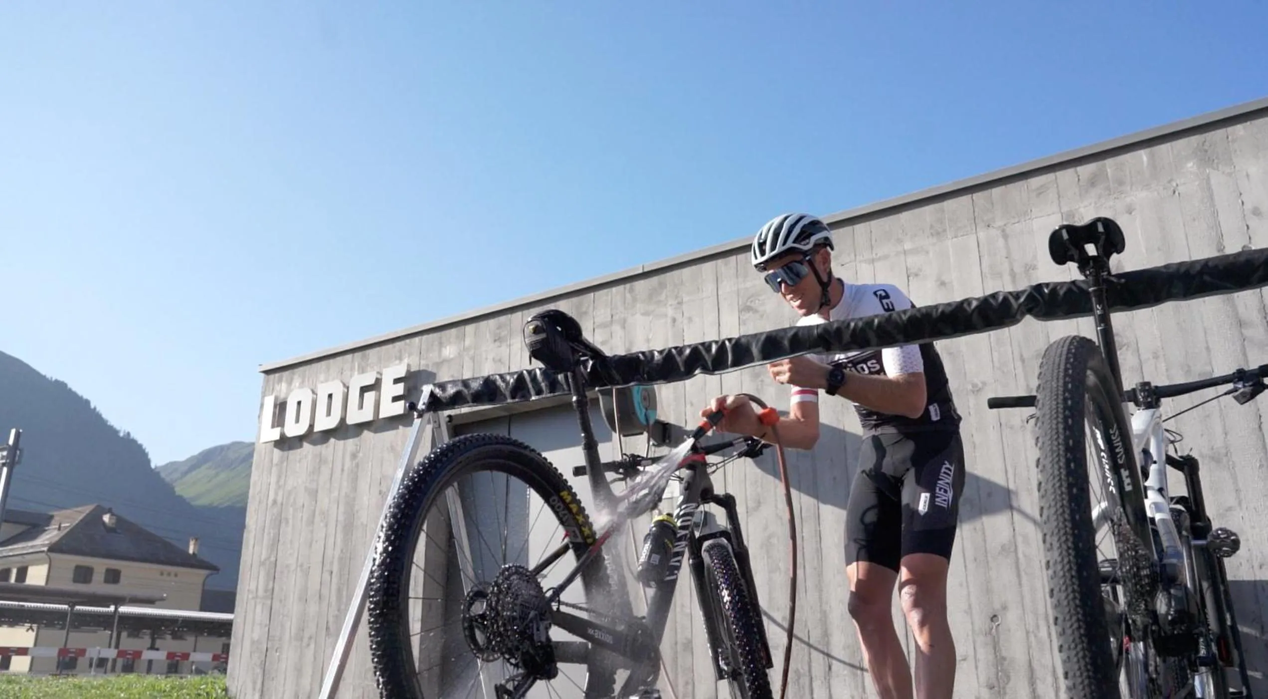 Cycling in Bever Lodge