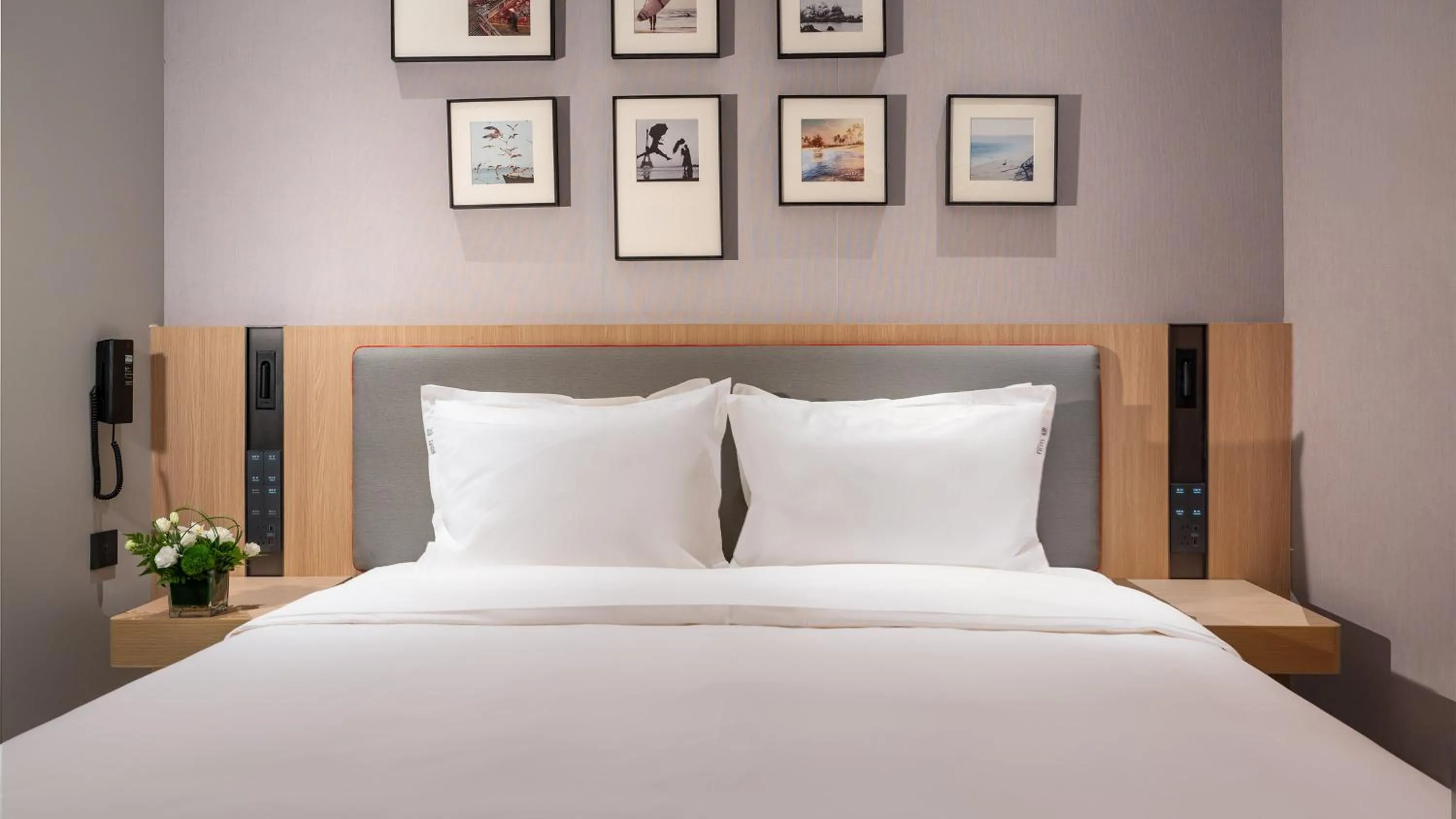 Standard King Room in Holiday Inn Express Haikou Int'l Duty Free City by IHG