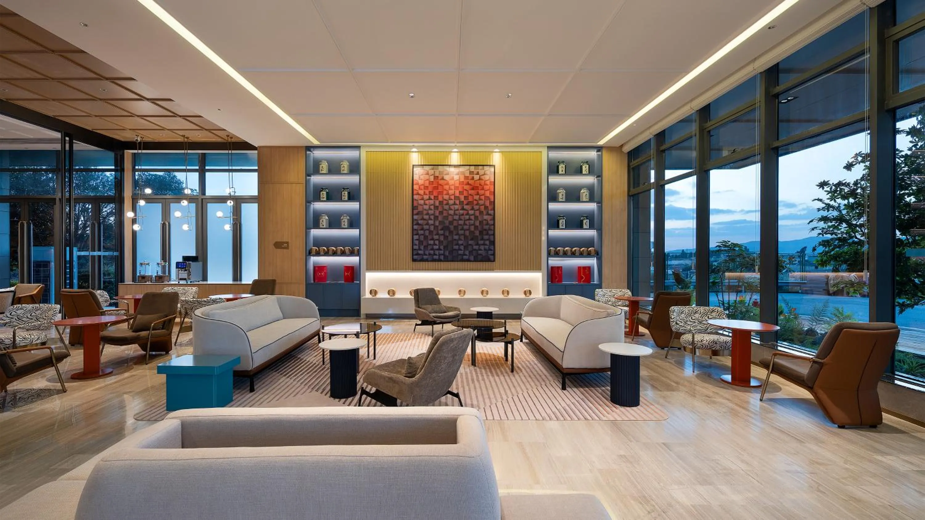 Lobby or reception in Holiday Inn Express Kunming Changshui Airport by IHG