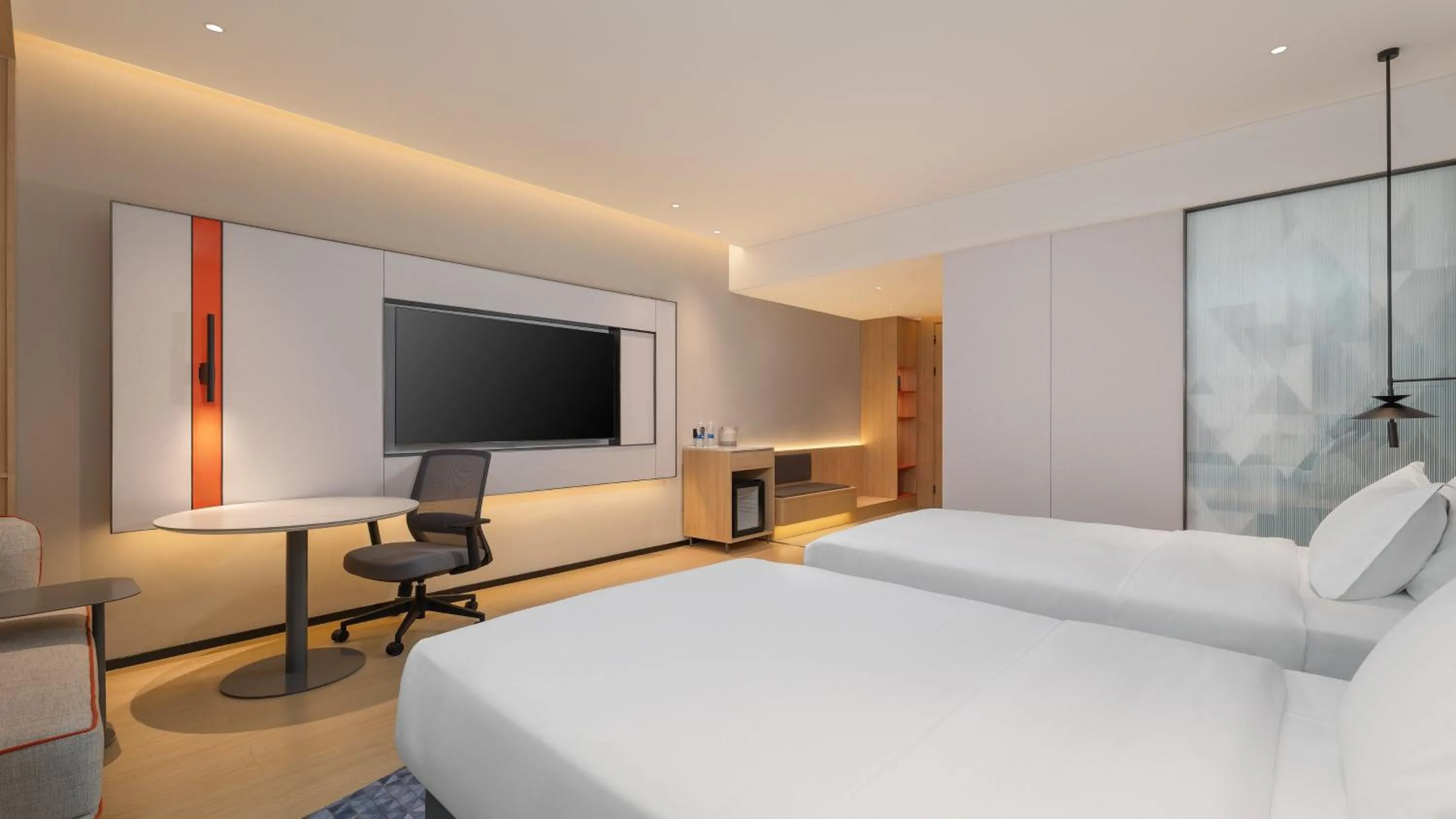 Photo of the whole room, Bed in Holiday Inn Express Kunming Changshui Airport by IHG