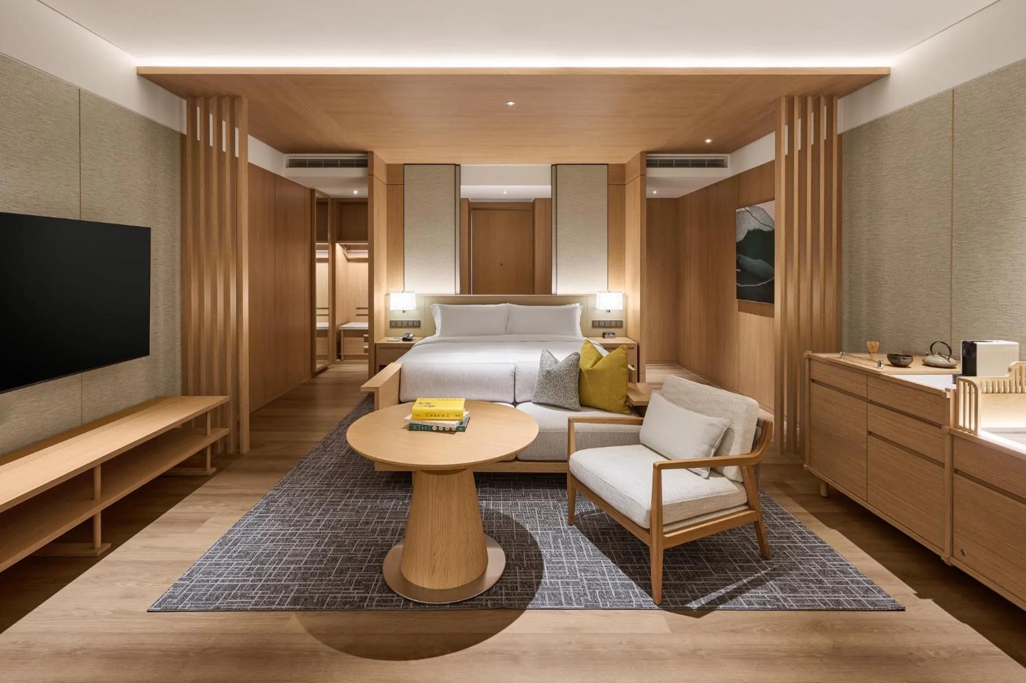 Photo of the whole room, Bed in InterContinental Hotels New Taipei Hot Spring by IHG