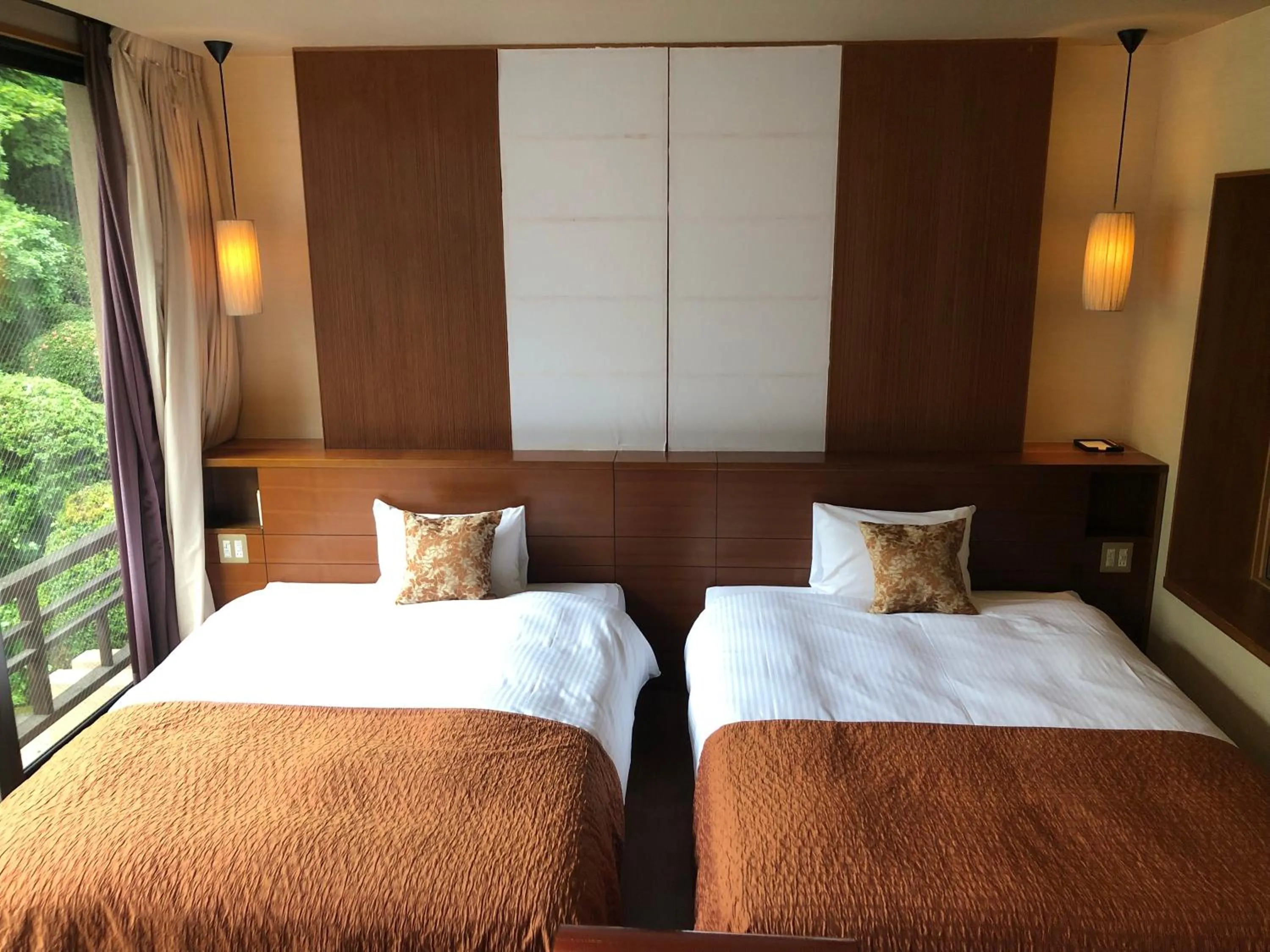 Photo of the whole room, Bed in Tokinenoyado Yunushi Ichijoh