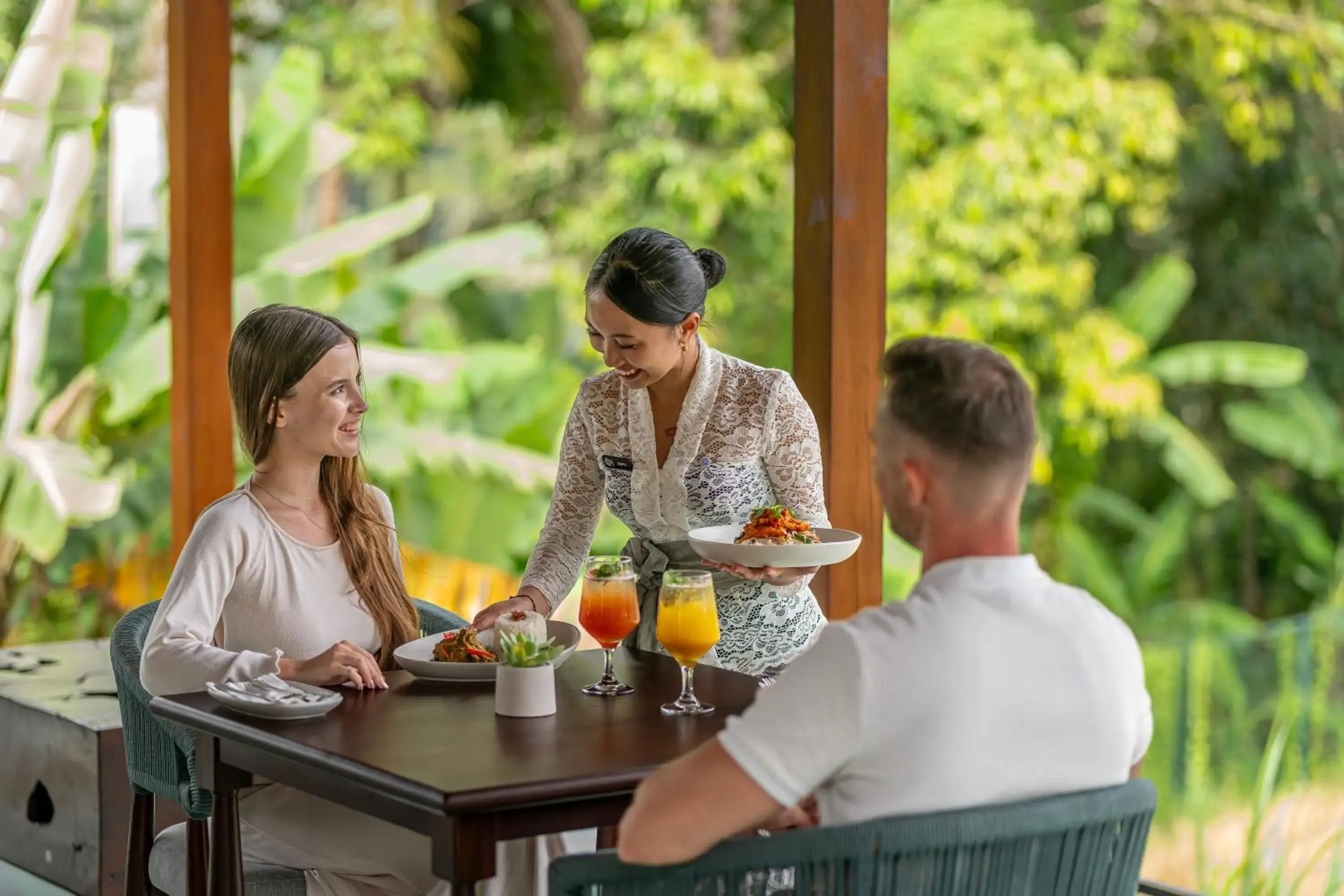 Restaurant/places to eat in Emana Abian Taksu Restaurant/places to eat in Emana Abian Taksu