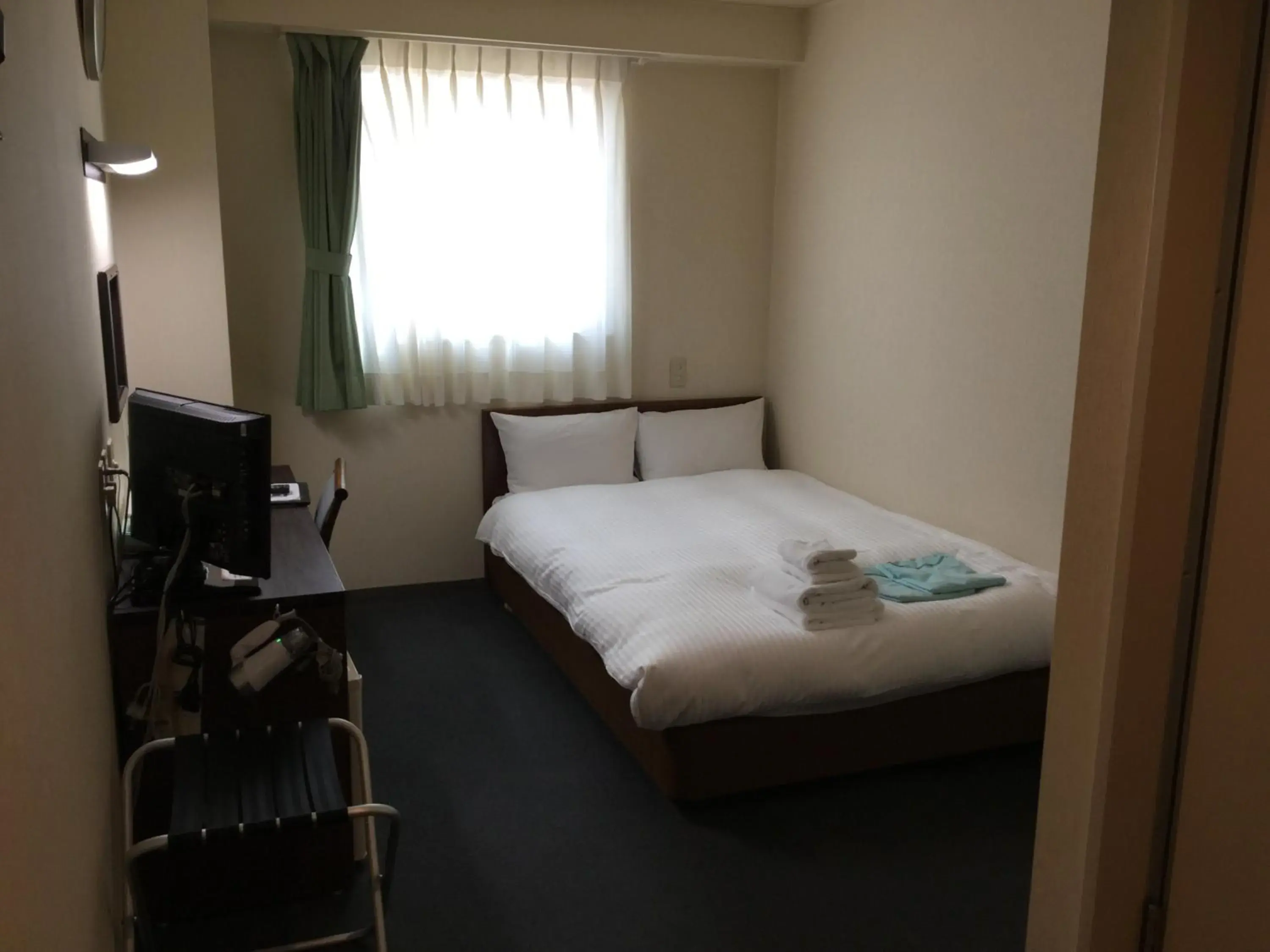 Double Room with Small Double Bed - Non-Smoking in Hotel Green Palace Double Room with Small Double Bed - Non-Smoking in Hotel Green Palace