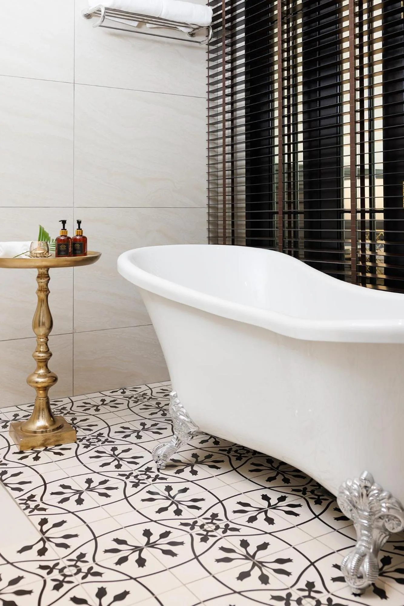 Bathroom in Narinthra Heritage