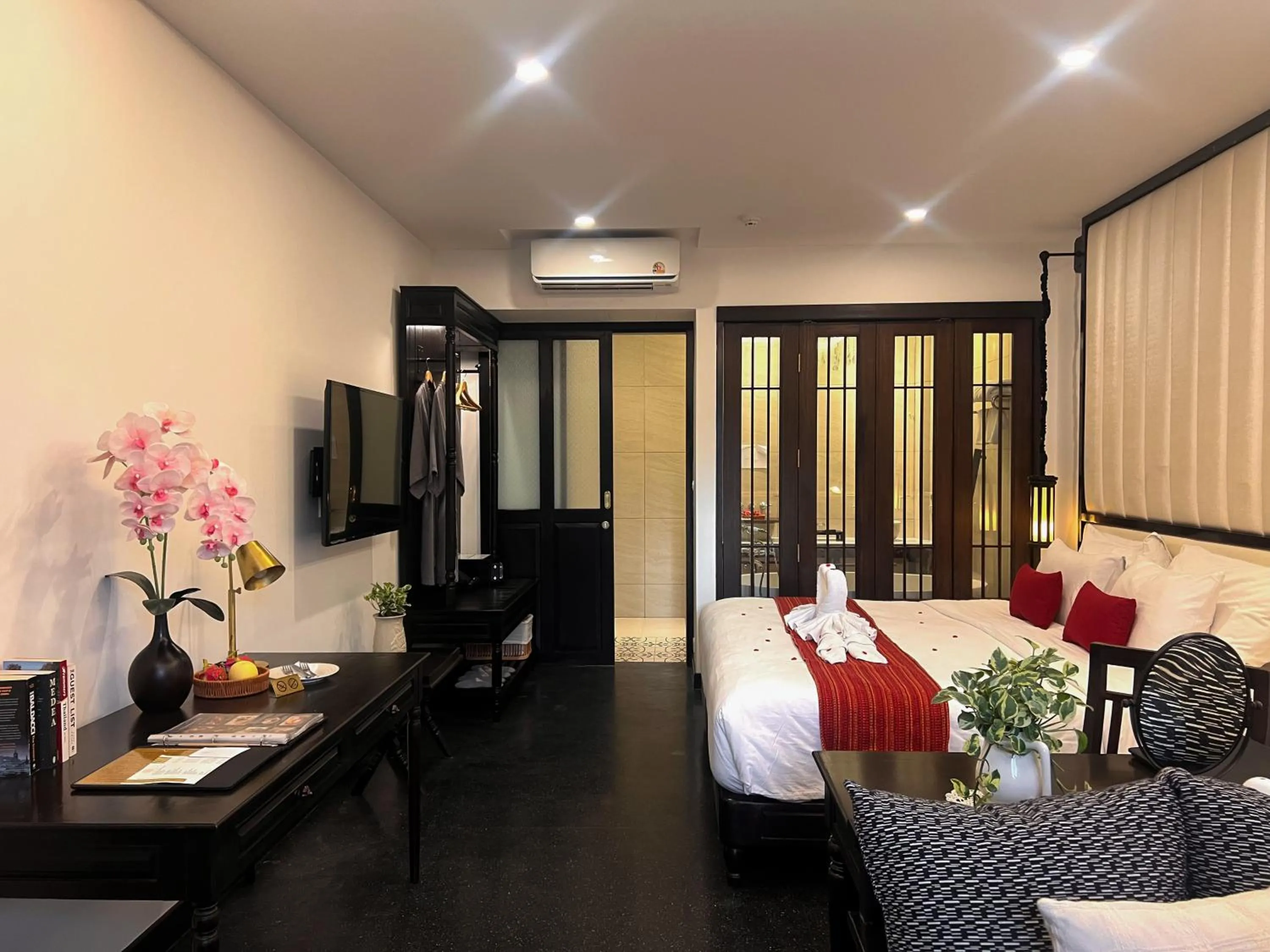 Bedroom in Narinthra Heritage