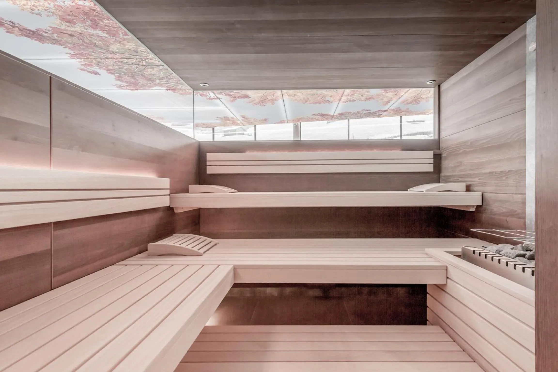 Sauna, Bed in The Deluxe by Regina