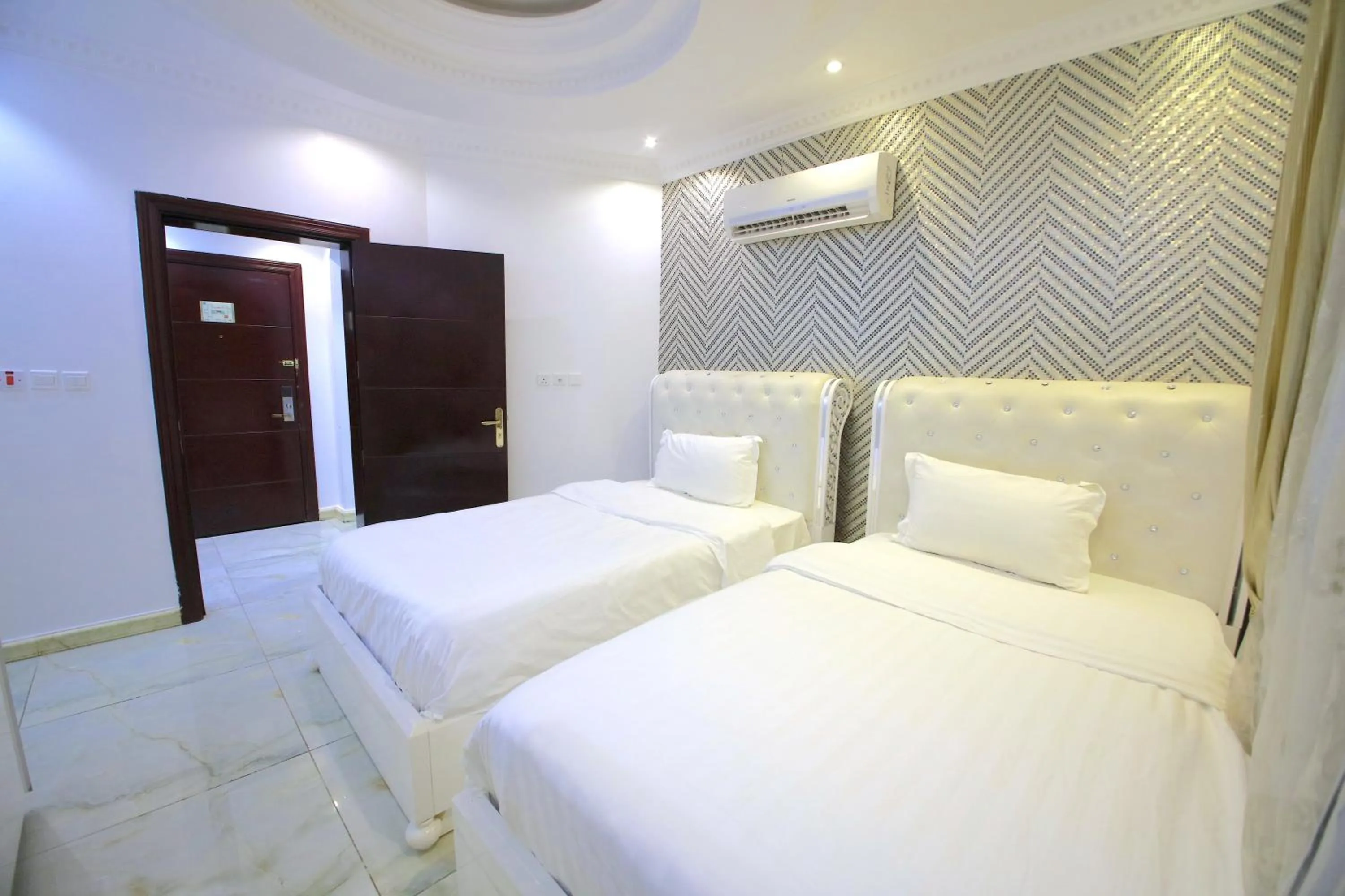 Bedroom, Bed in Jawharat Layali