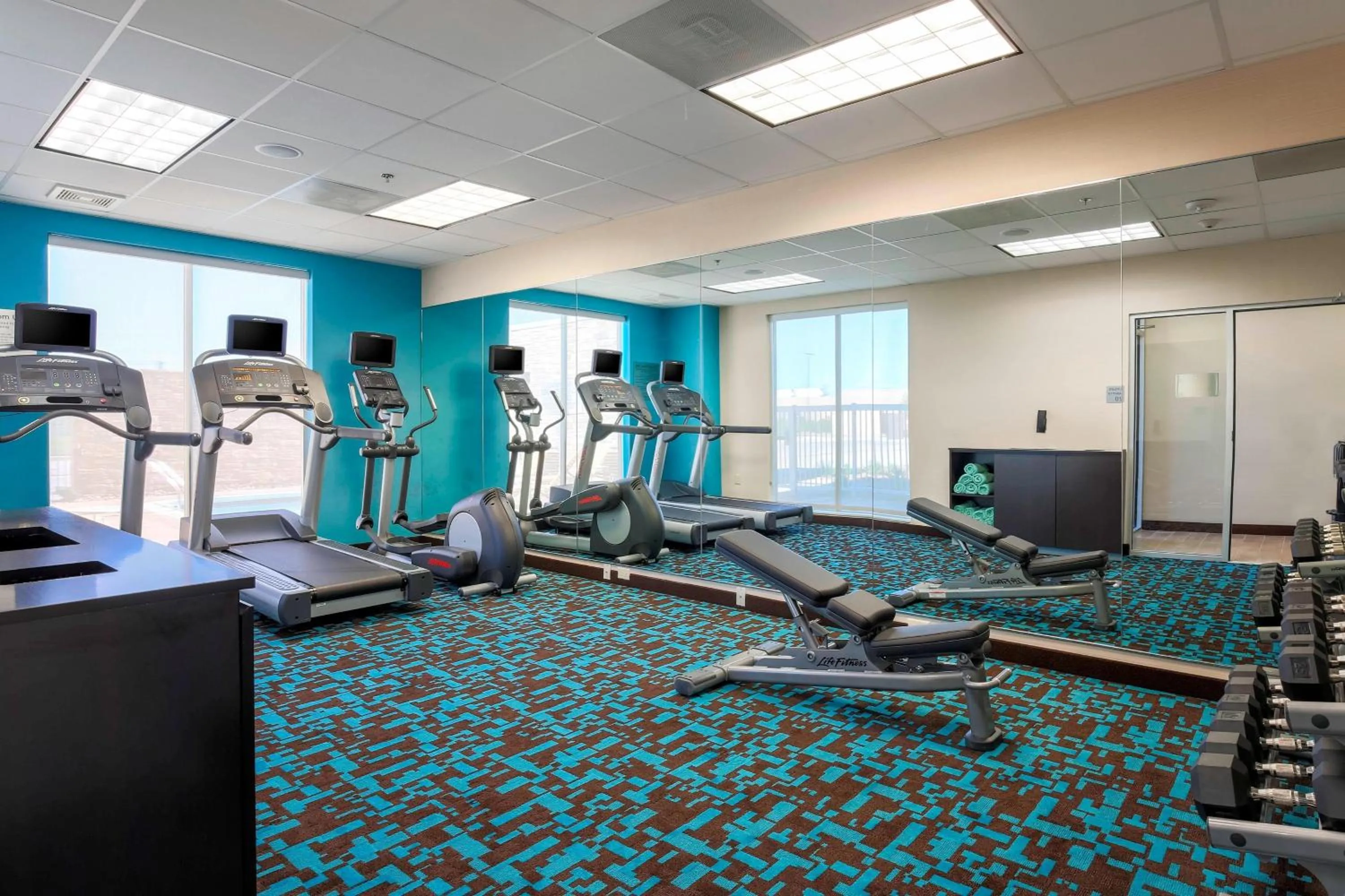 Fitness centre/facilities in Fairfield Inn & Suites by Marriott Pleasanton