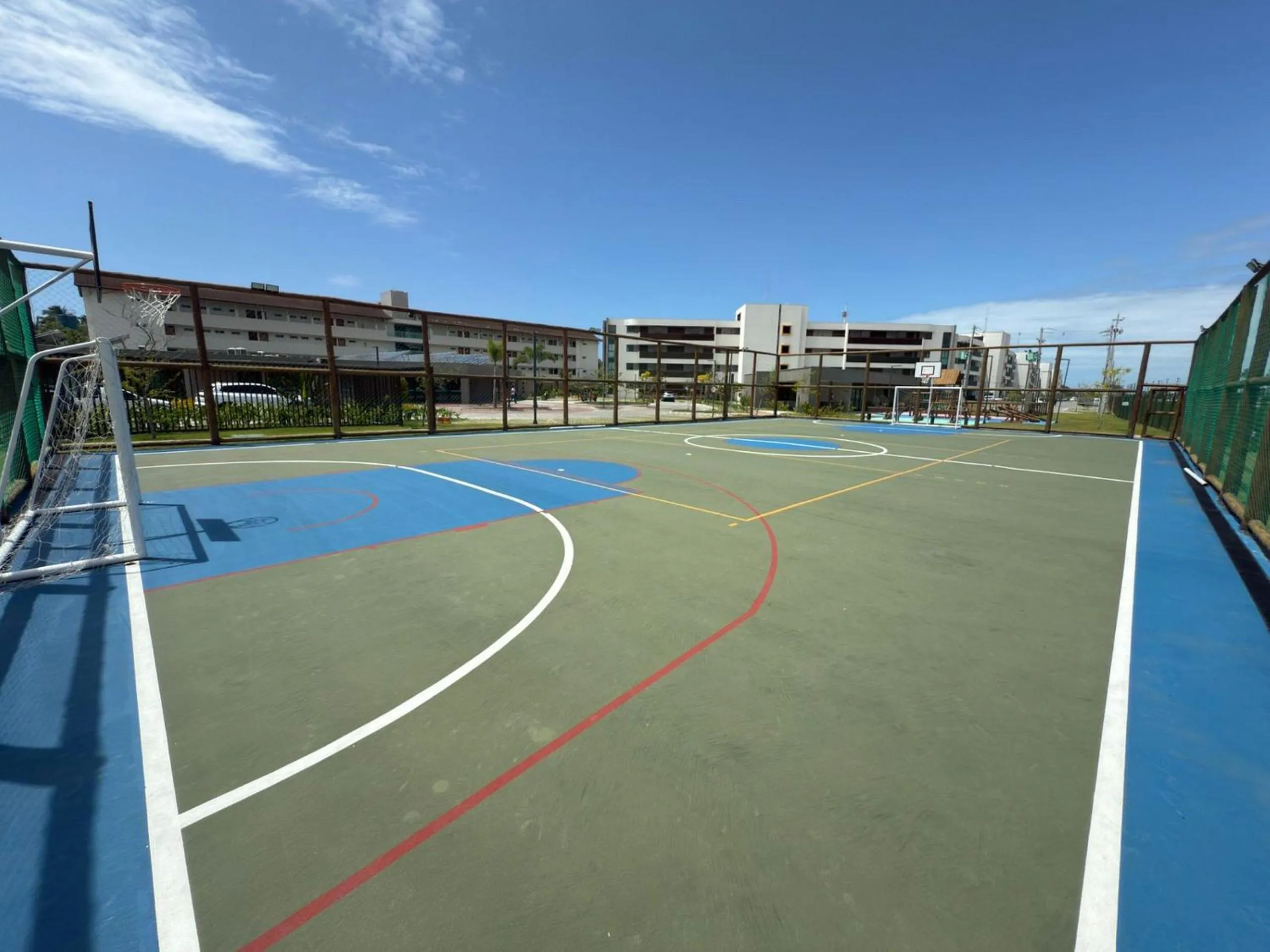 Tennis court in Beach Class Summer Residence