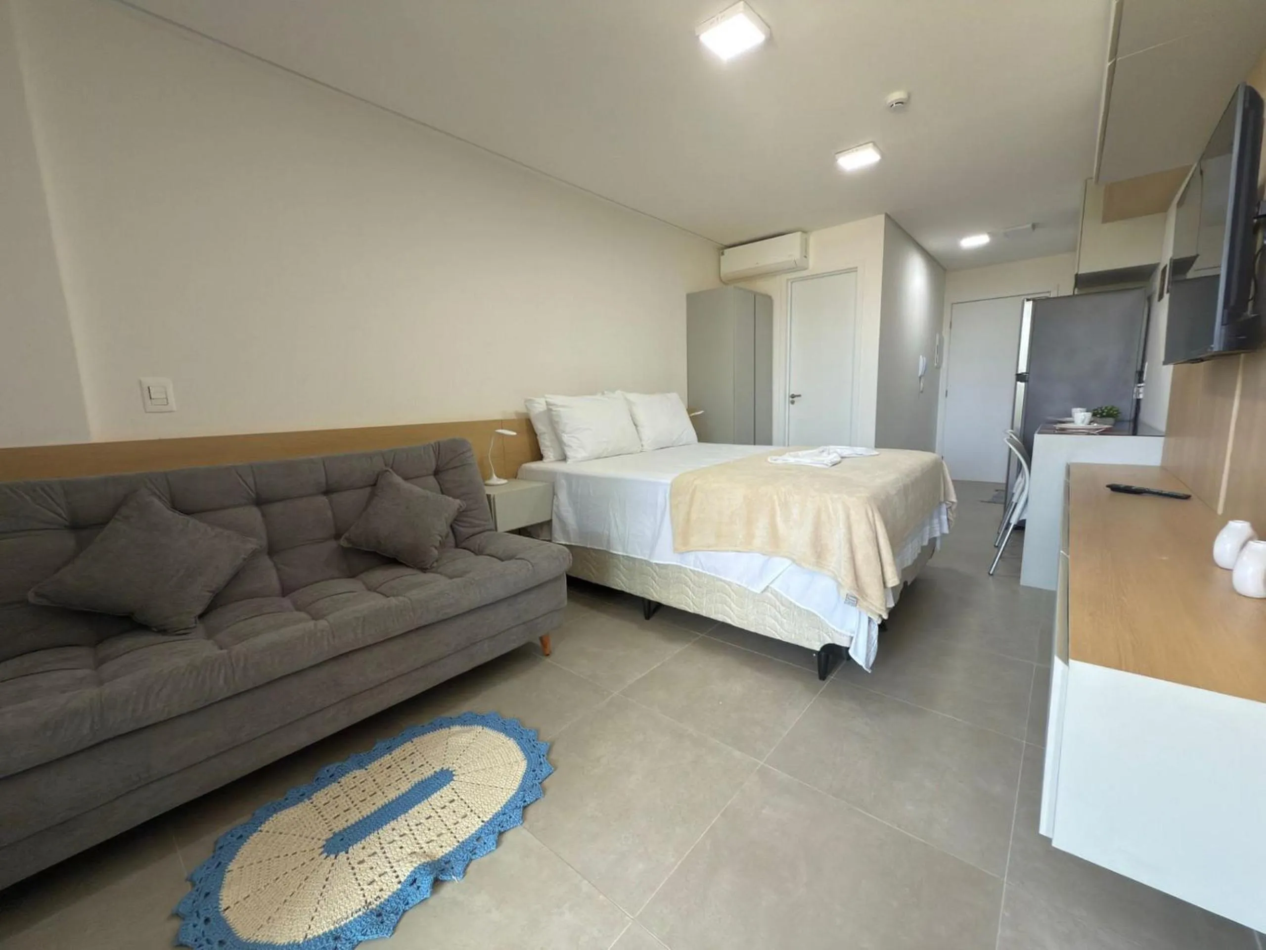 Living room, Bed in Beach Class Summer Residence