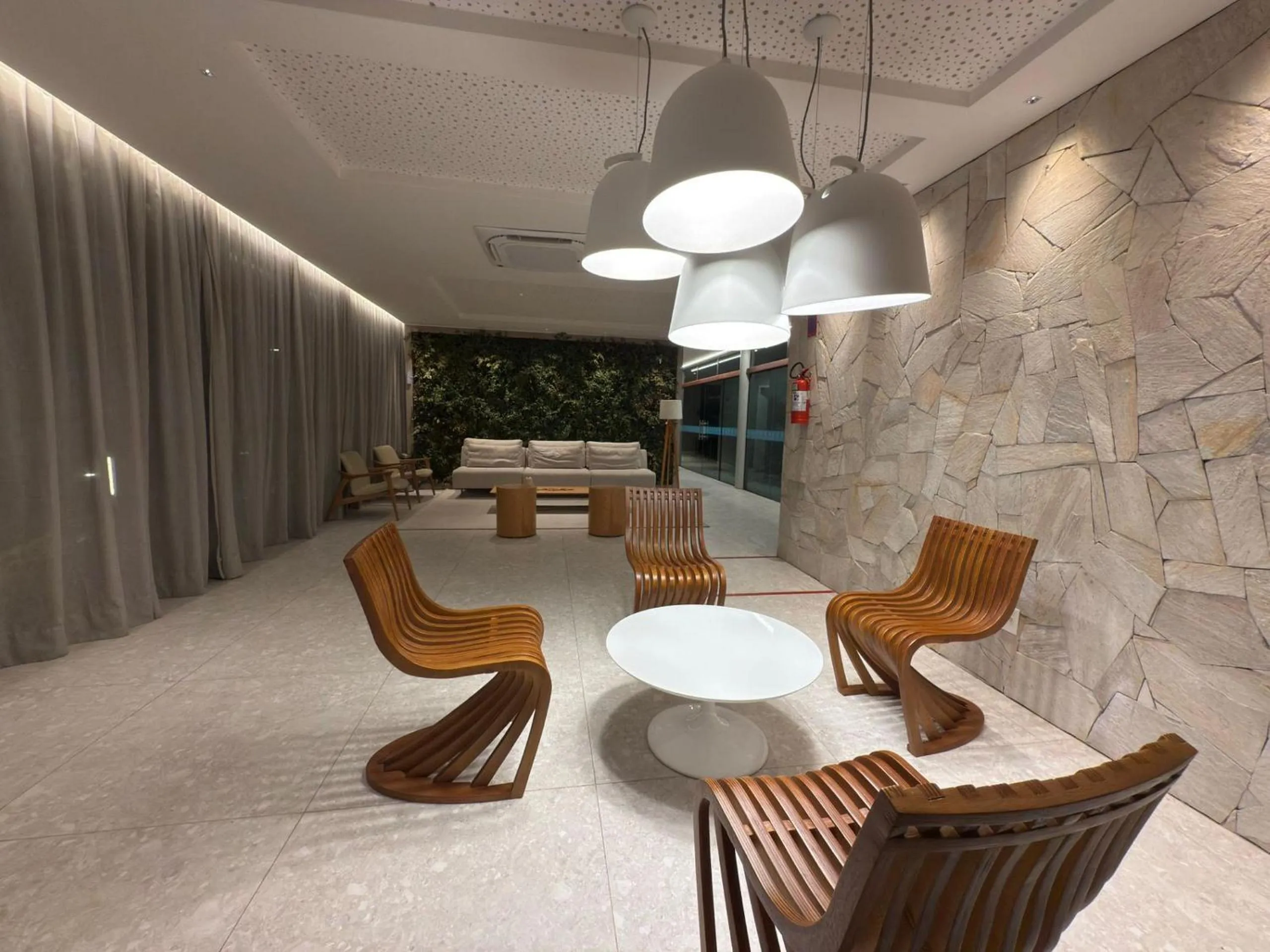 Area and facilities in Beach Class Summer Residence