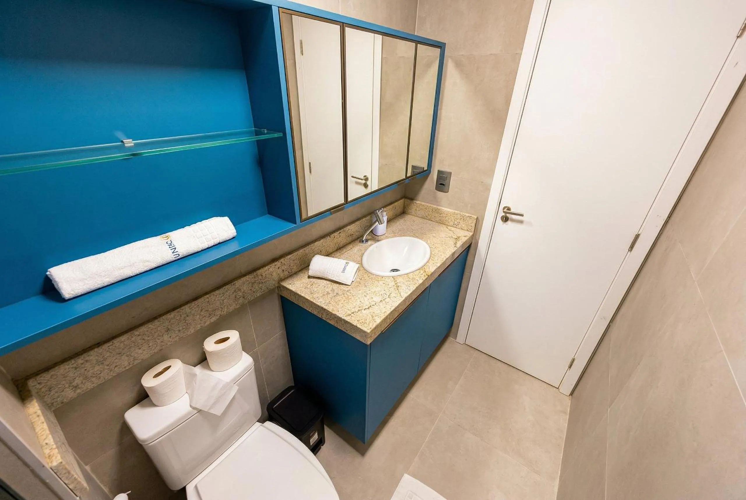 Toilet in Beach Class Summer Residence