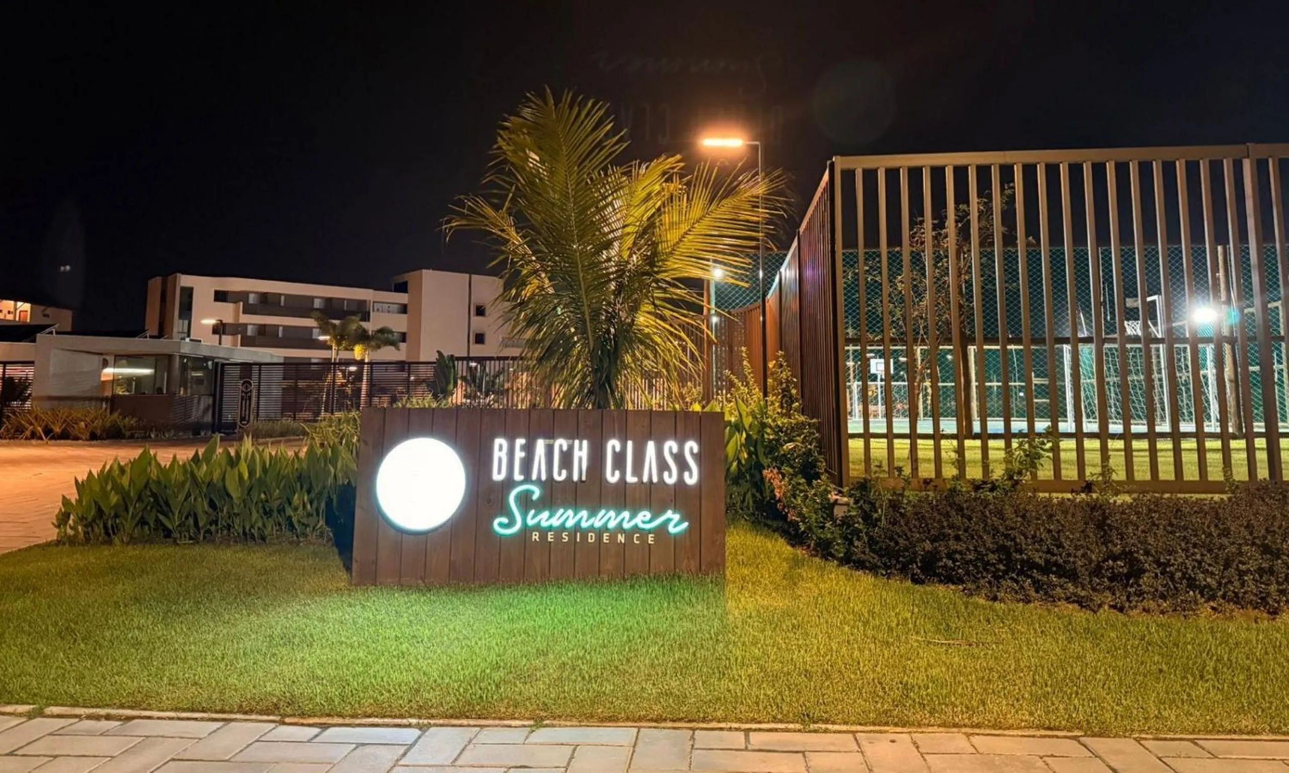 Area and facilities in Beach Class Summer Residence