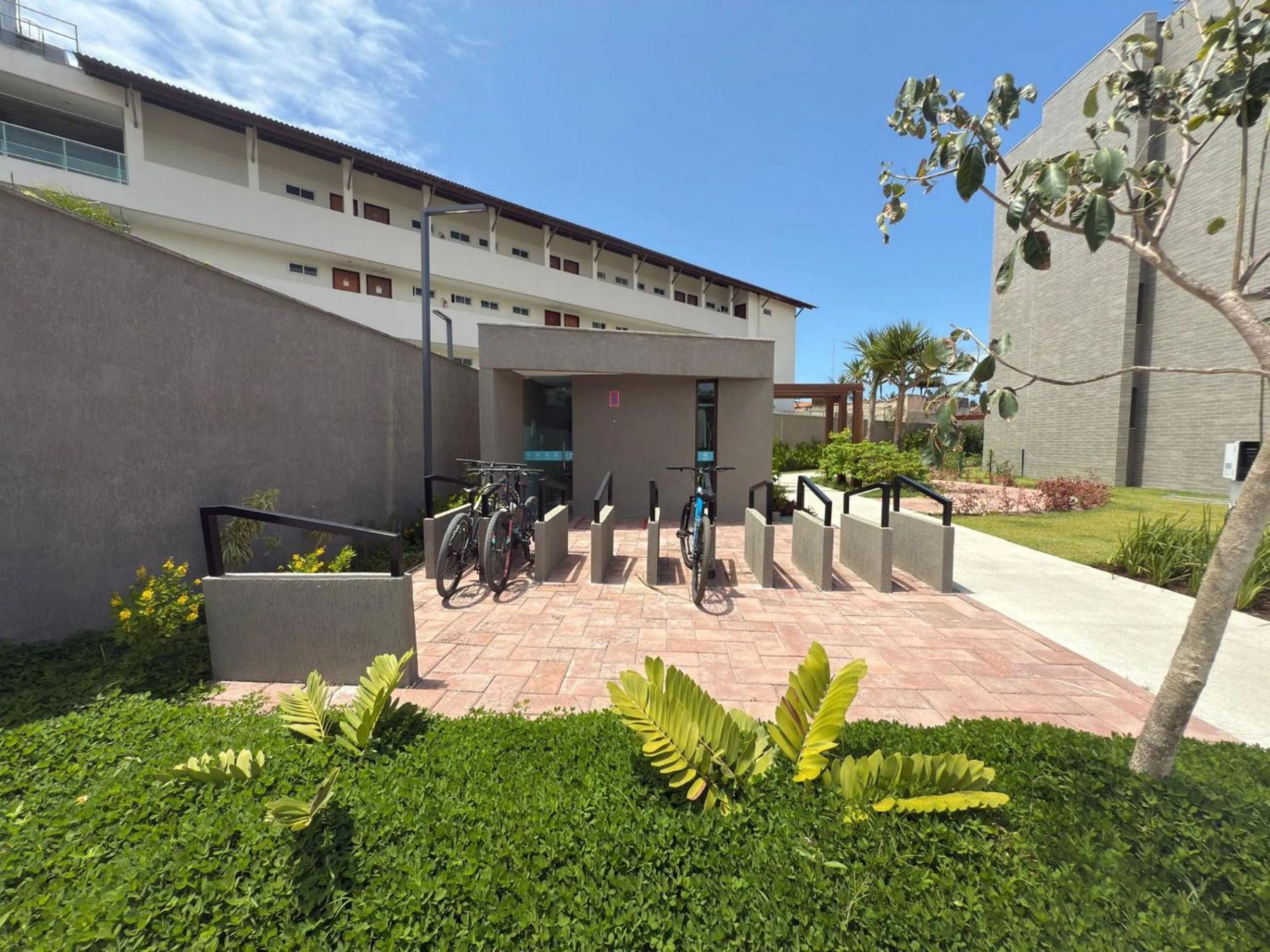 Area and facilities in Beach Class Summer Residence