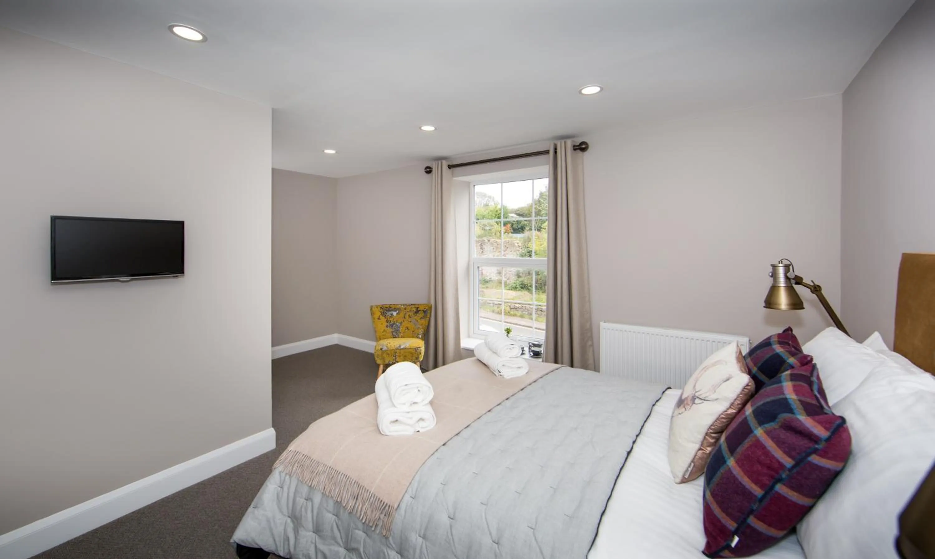 Bed in Darlington Arms