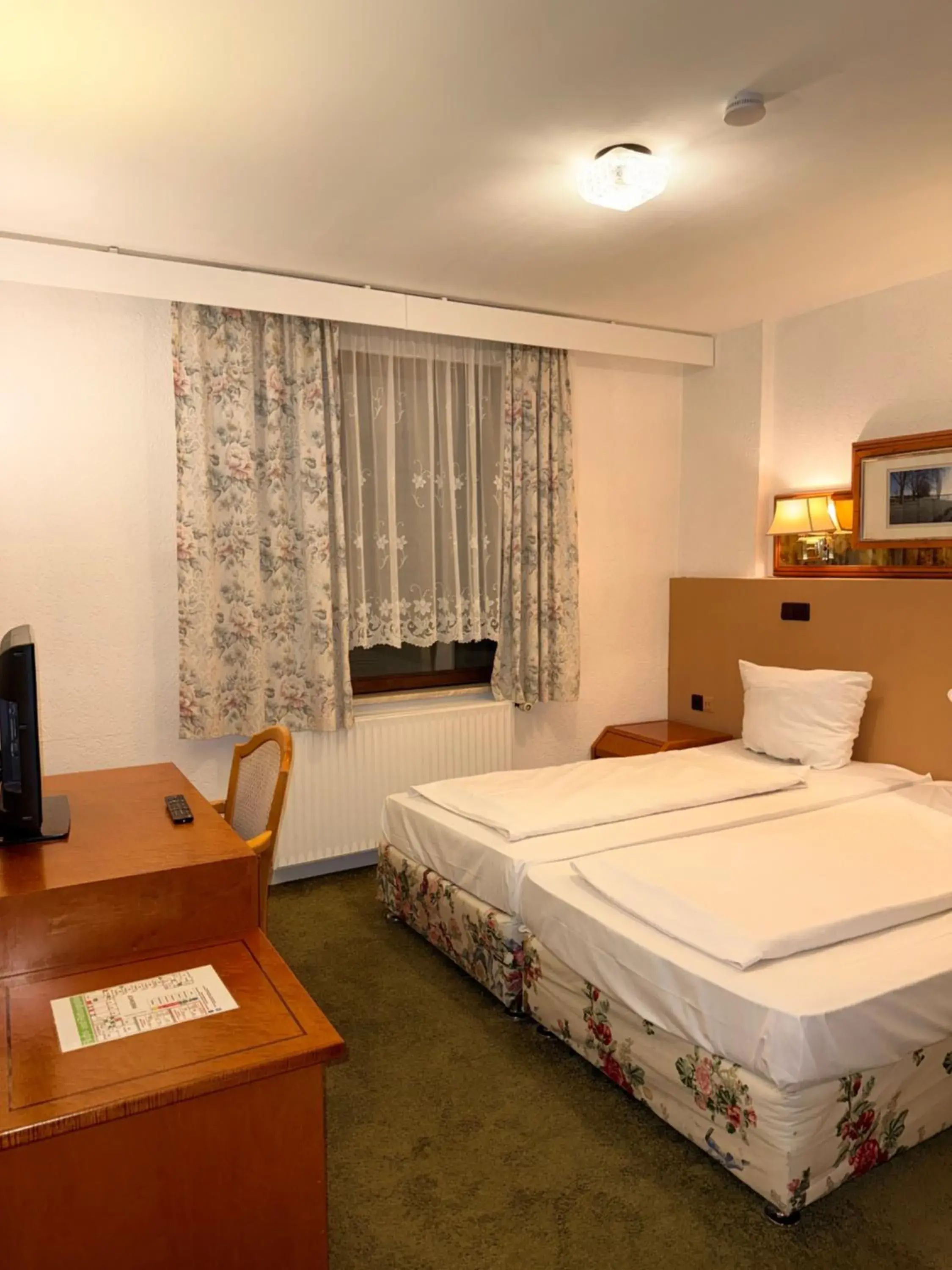 Yeti City Hotel Saarbrücken Yeti City Hotel Saarbrücken