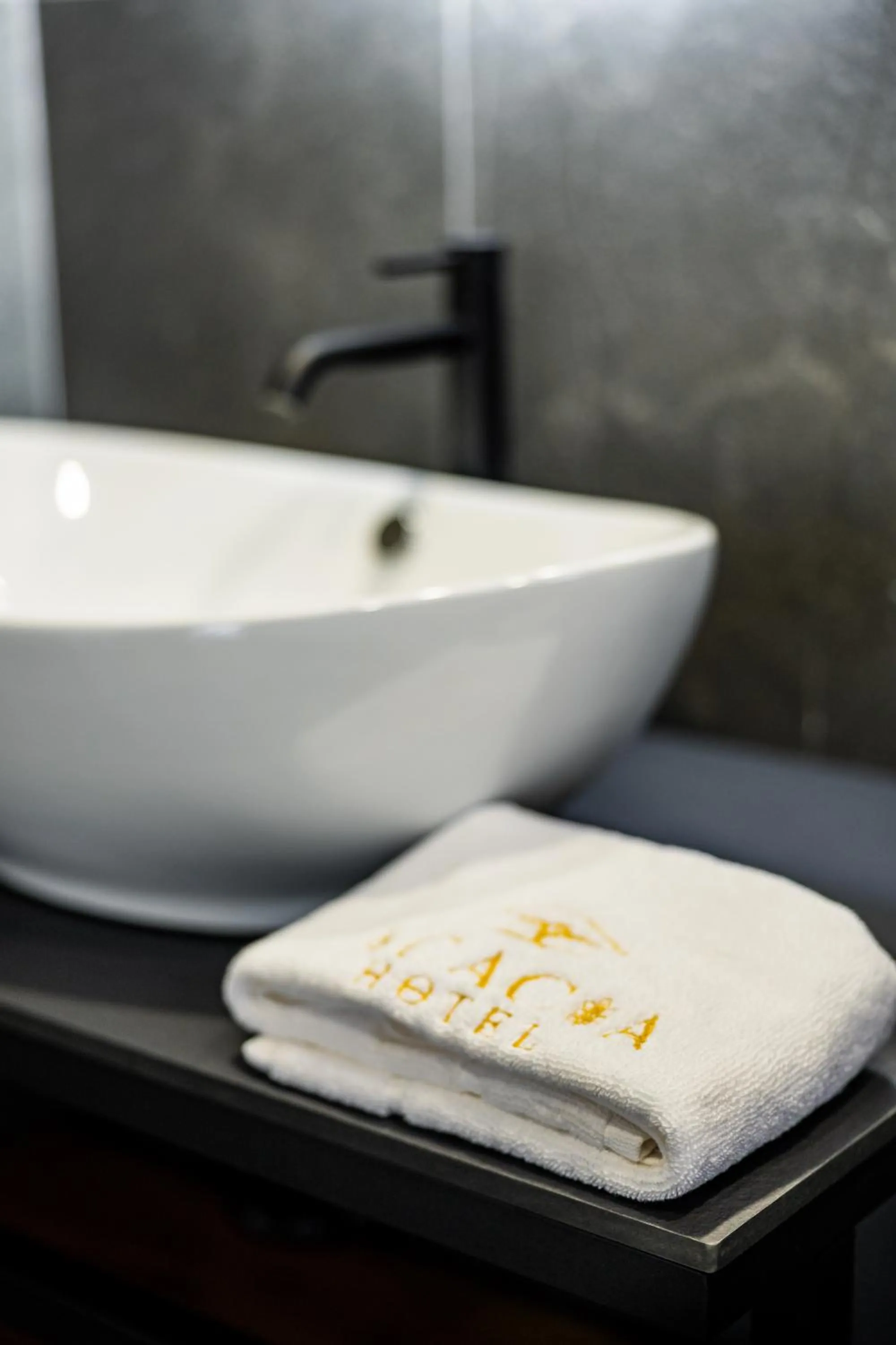 Bathroom in Acacia Hotel