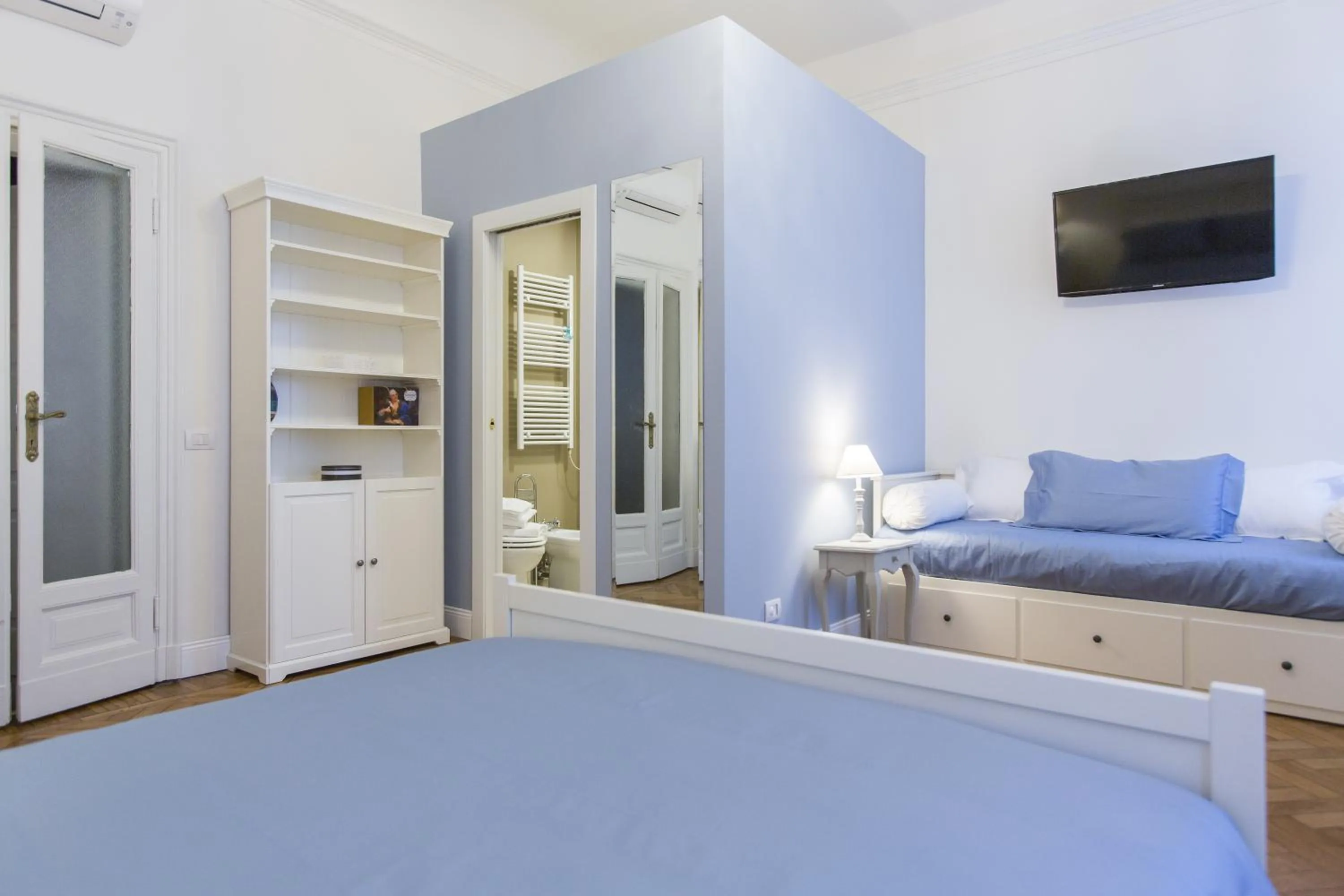 Family Quadruple Room in Household Settembrini