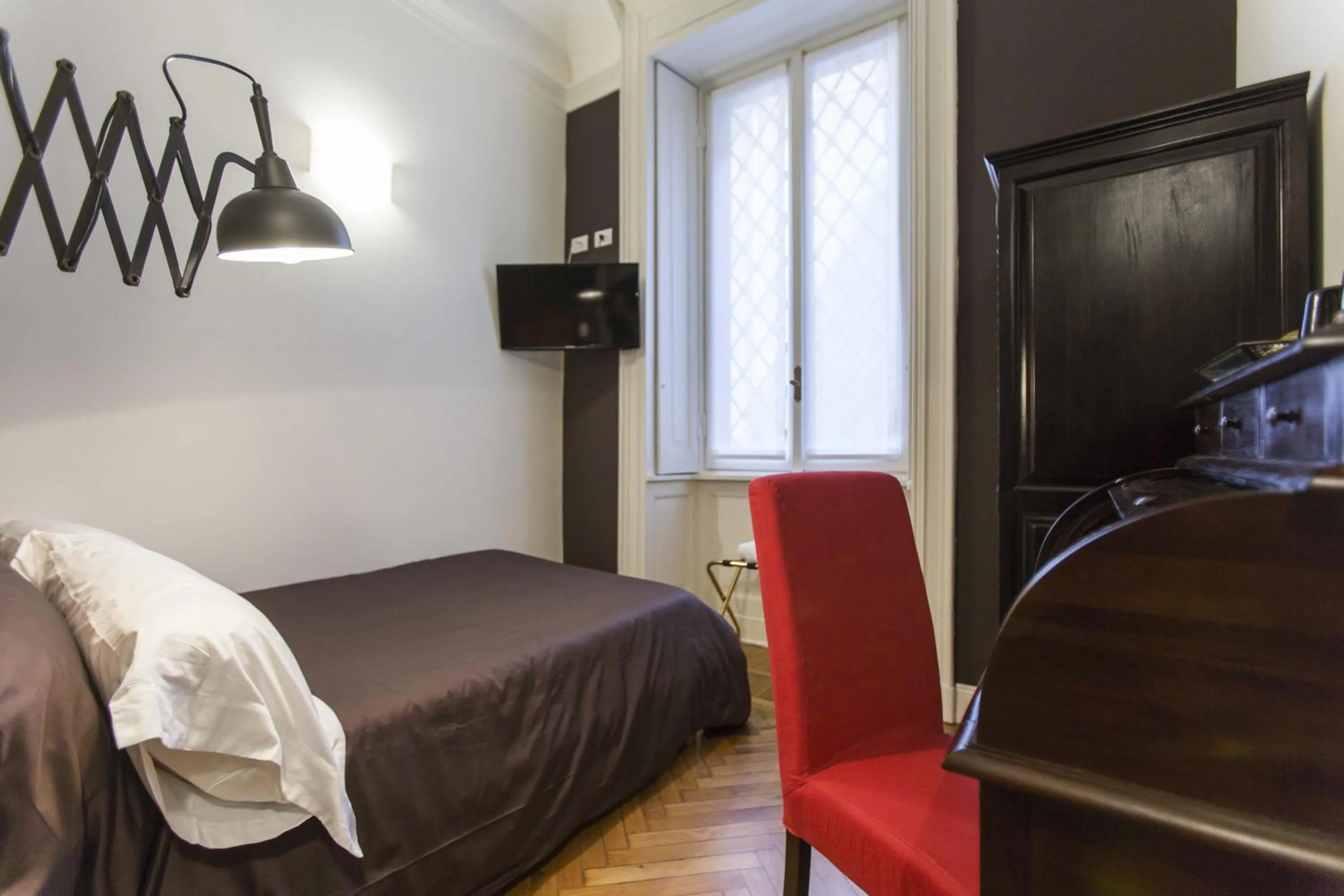 Single Room with Private Bathroom in Household Settembrini