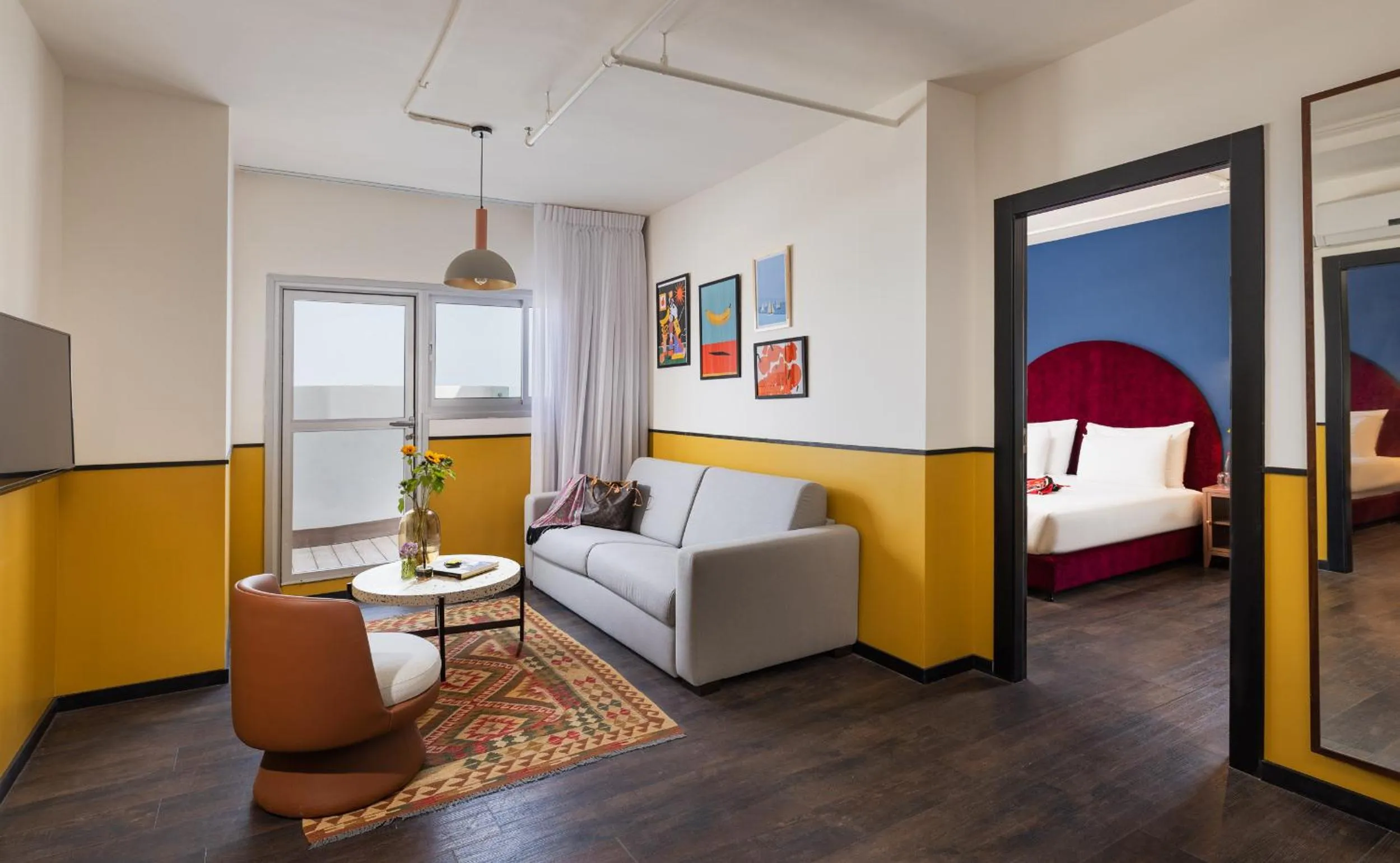 TV and multimedia, Bed in PLAY Seaport Suite Hotel TLV