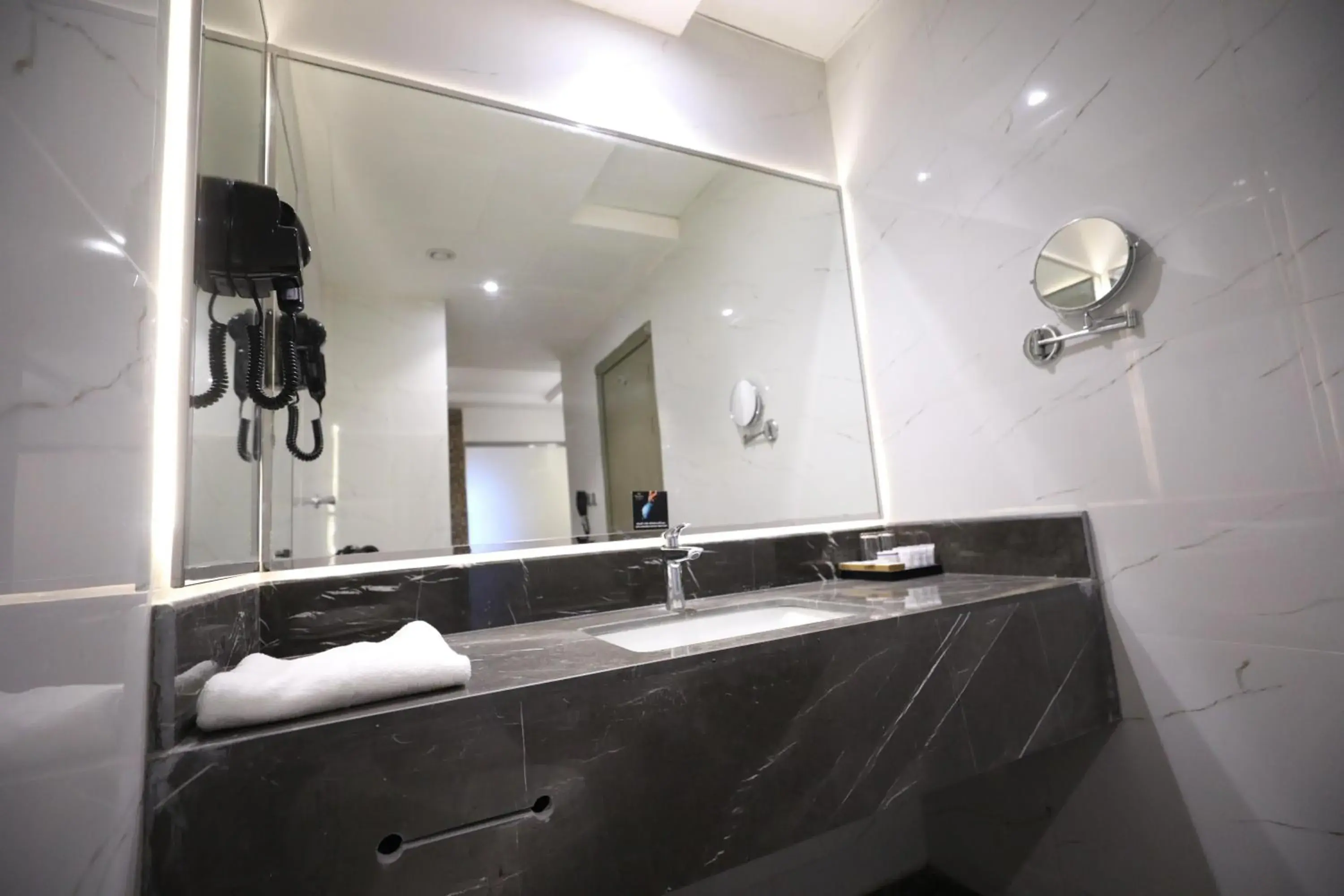 Standard King Room - Non-Smoking in Best Western Premier Riyadh Standard King Room - Non-Smoking in Best Western Premier Riyadh