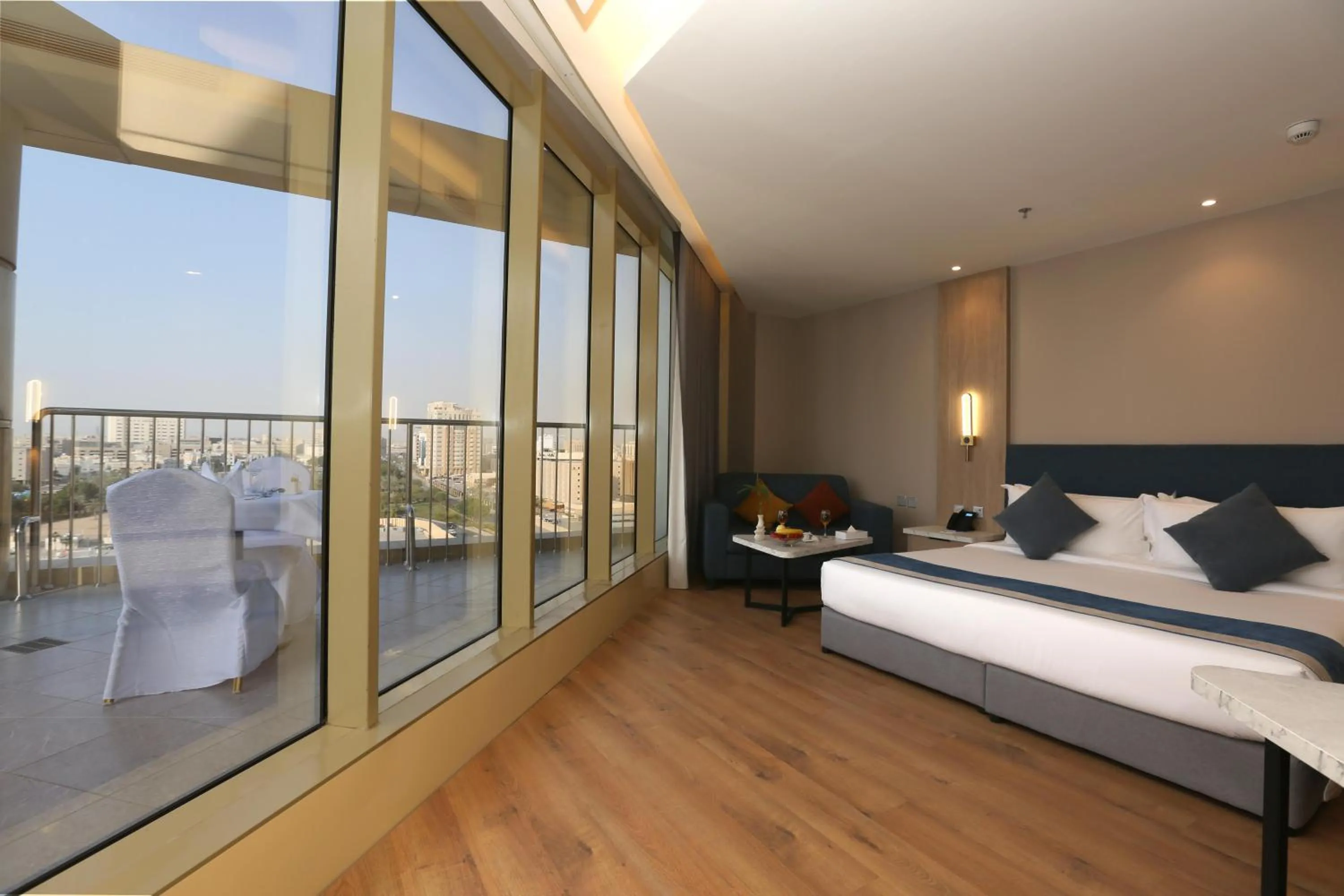 Photo of the whole room, Bed in Best Western Premier Riyadh