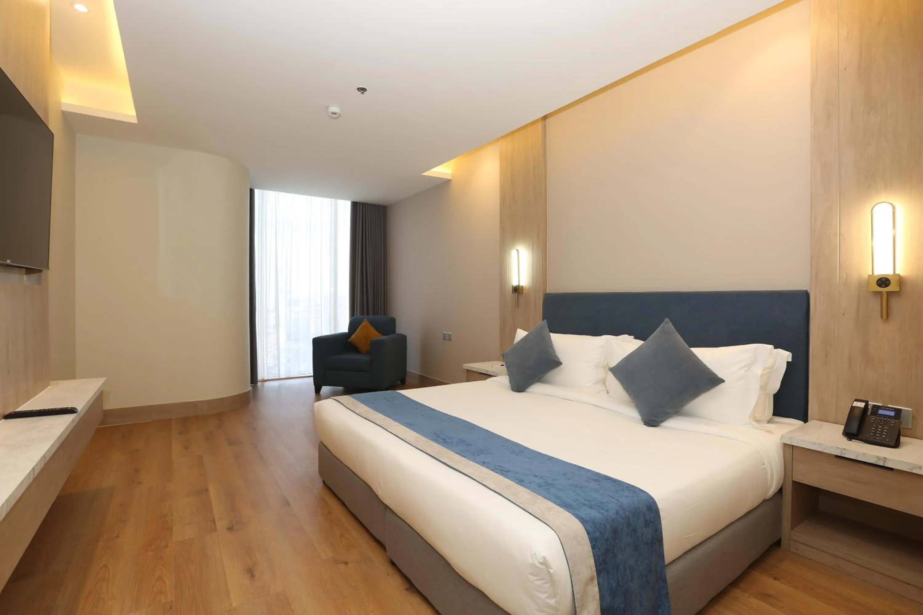 Photo of the whole room, Bed in Best Western Premier Riyadh