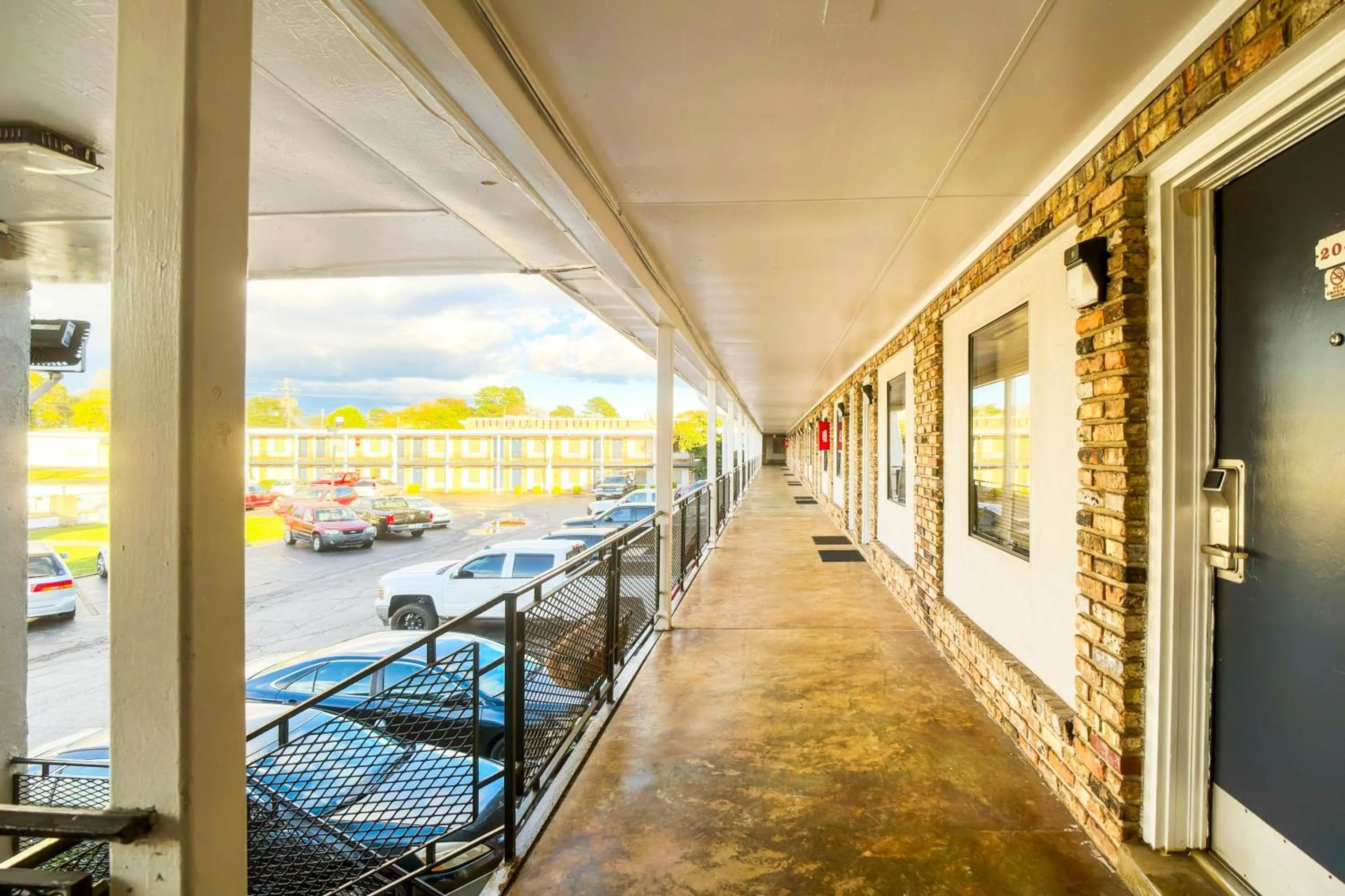 Balcony/Terrace in Hotel O Haven Inn Huntsville AL US 72