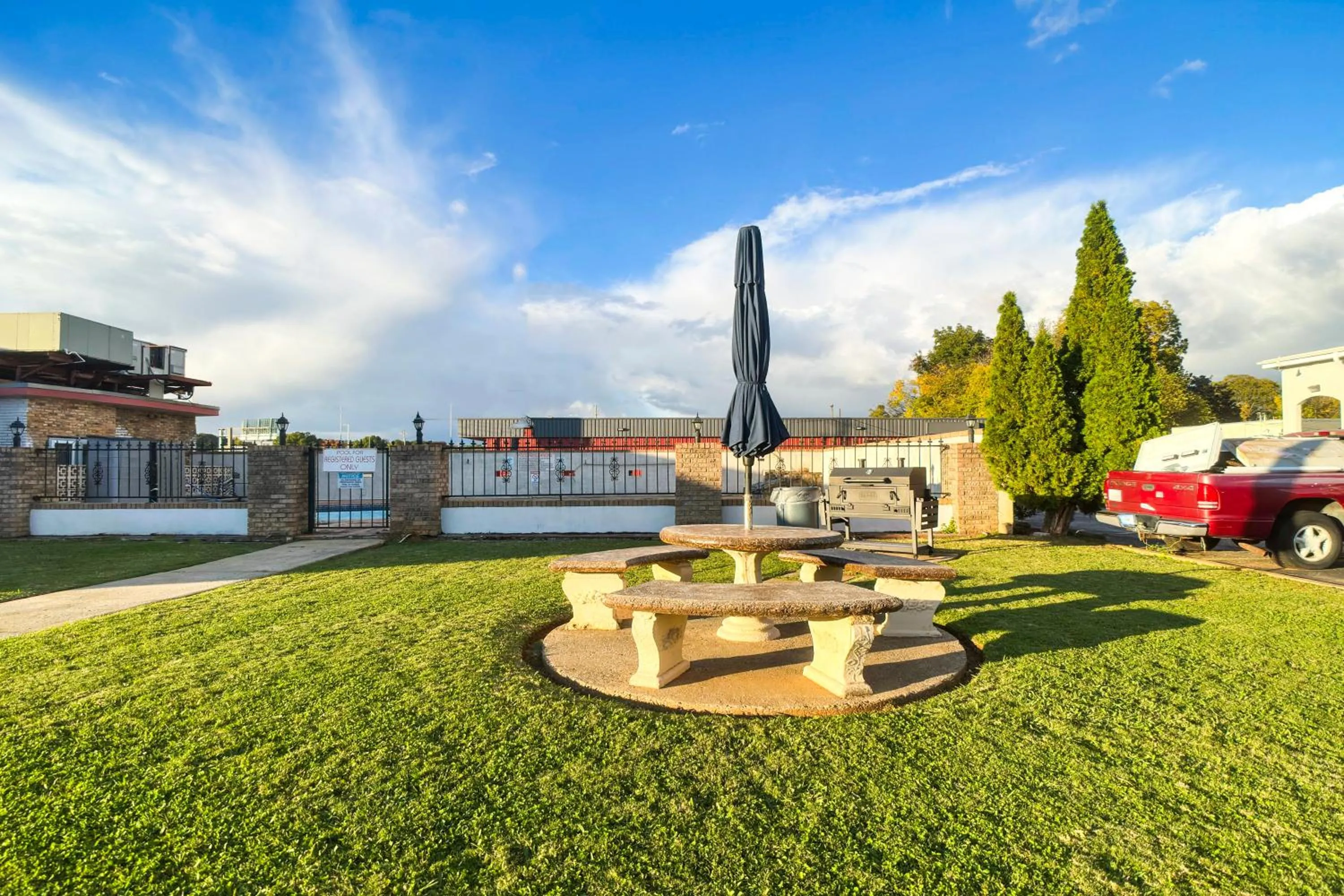 Garden view in Hotel O Haven Inn Huntsville AL US 72