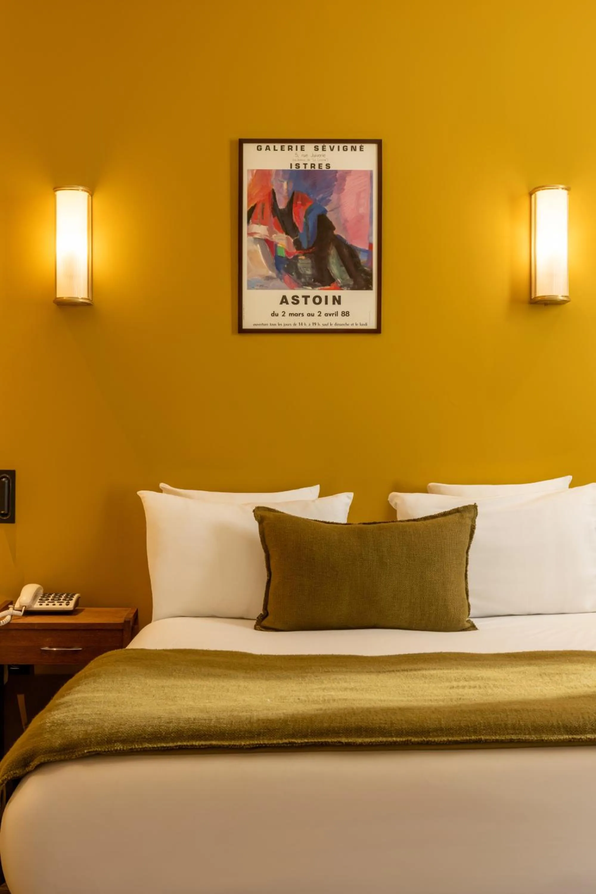 Bedroom, Bed in COQ Hotel Paris