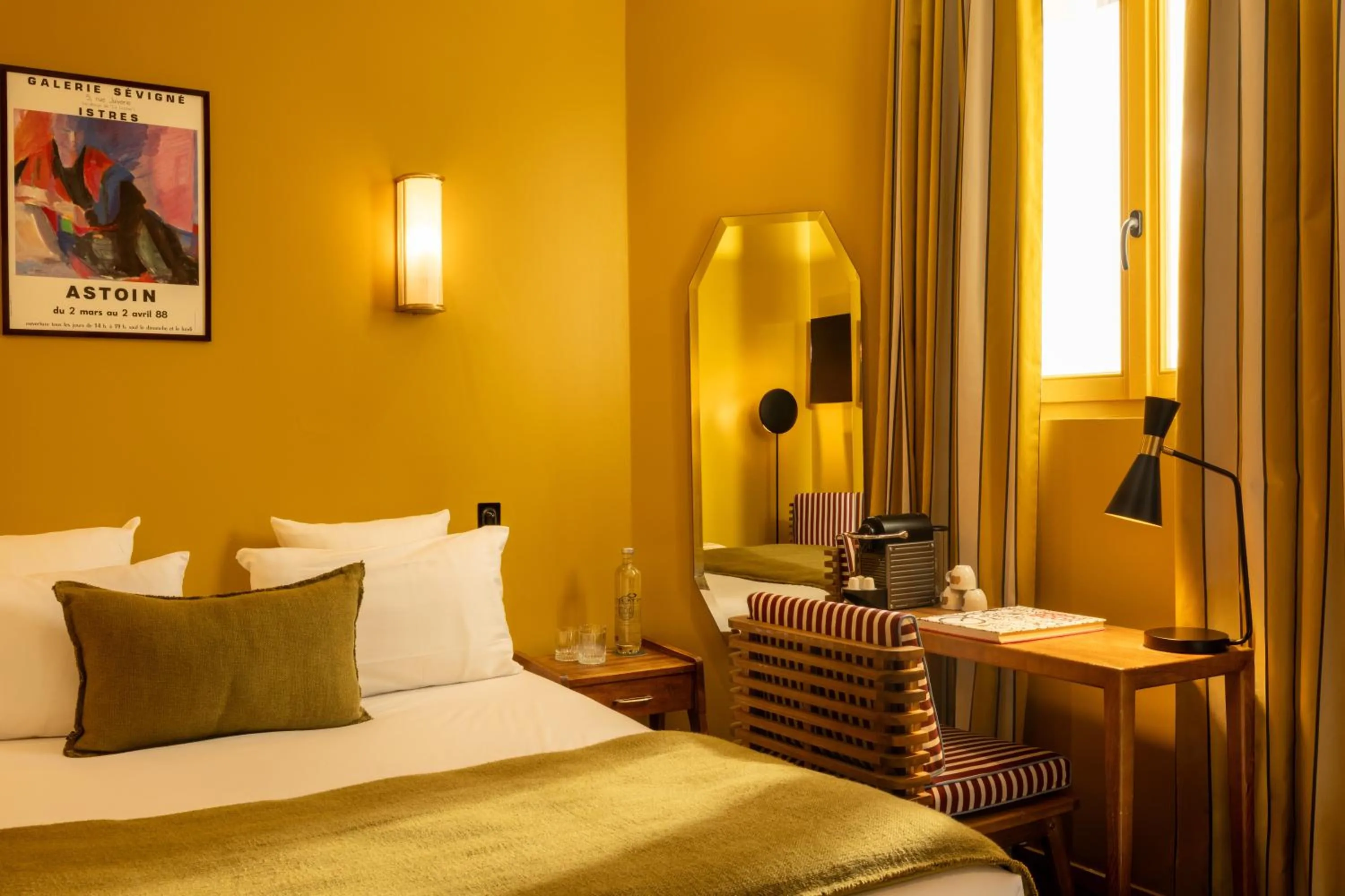 Bedroom, Bed in COQ Hotel Paris