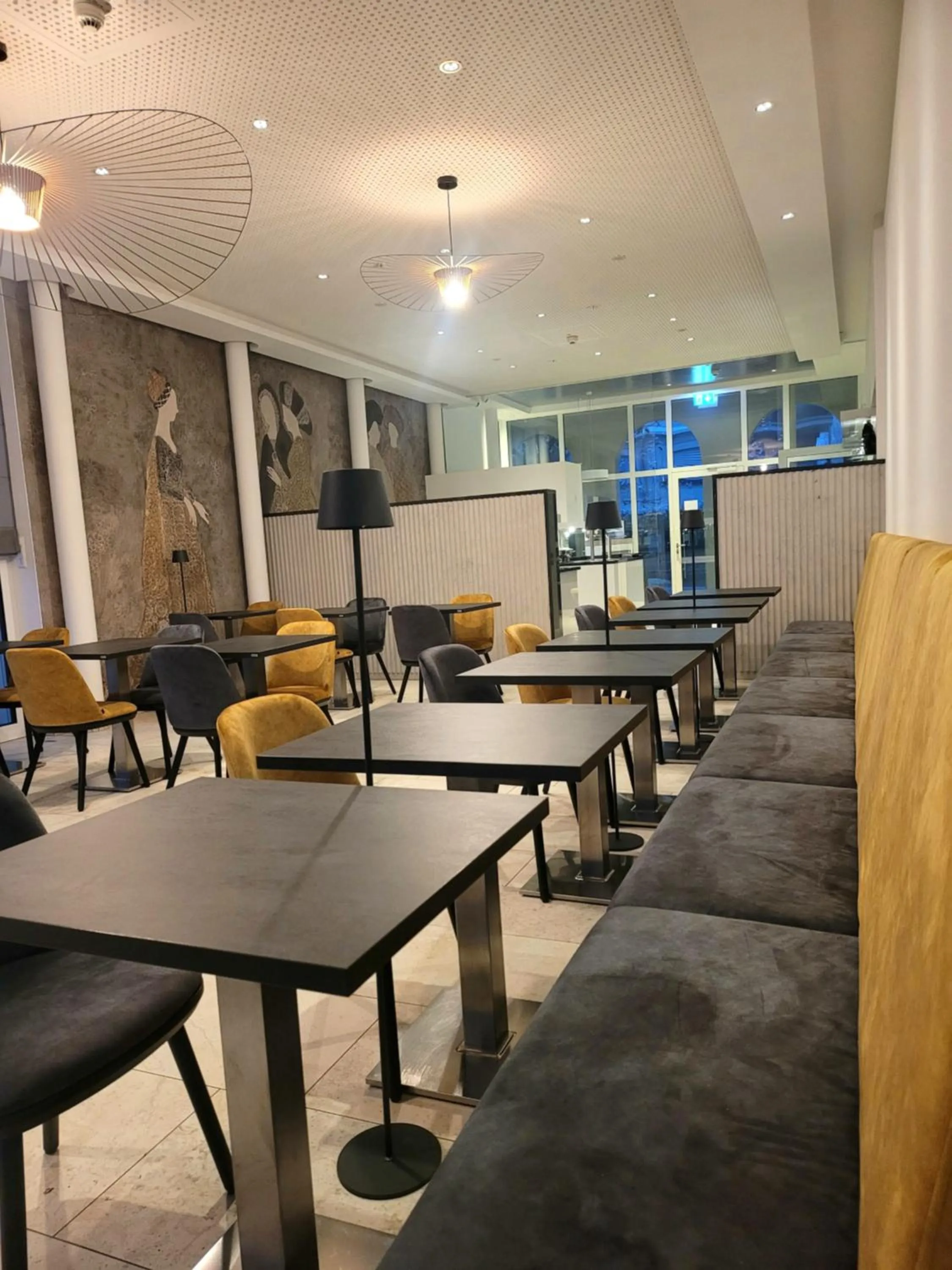 Restaurant/places to eat in Hotel und Pension Seereich