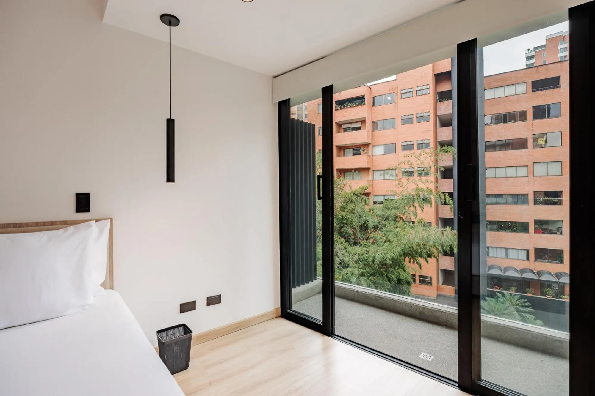 Standard Twin Room in Lomm By Somos The Group