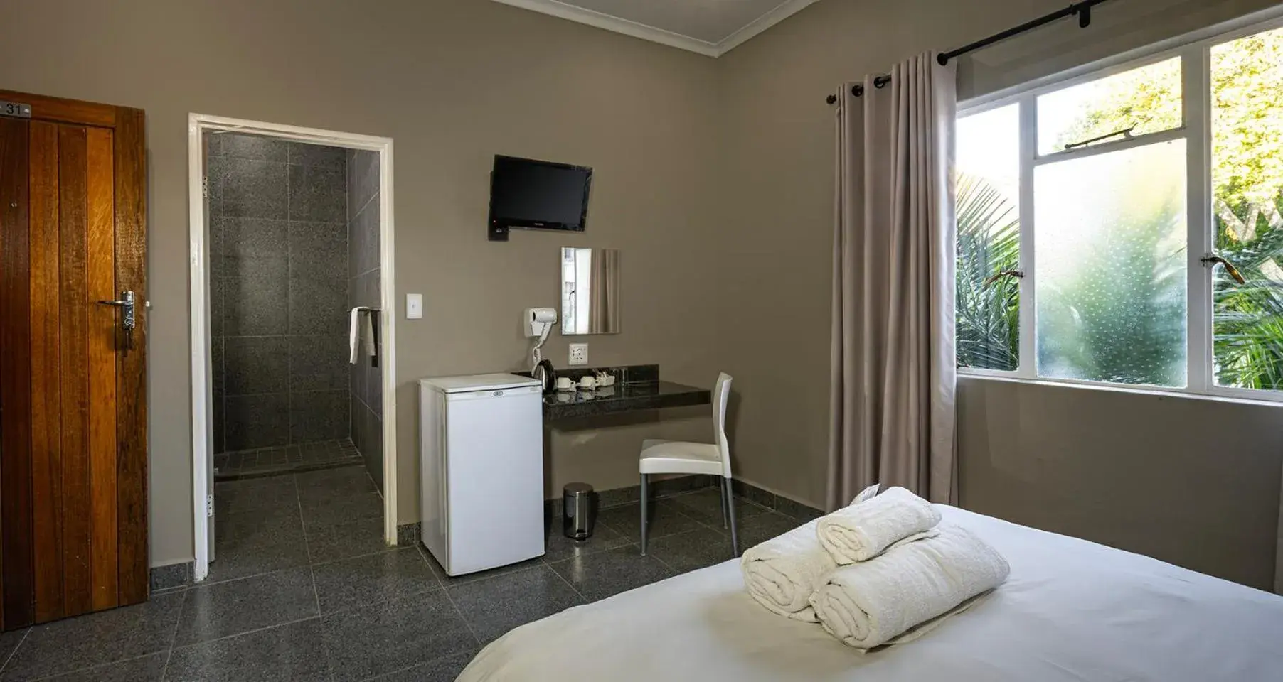 Single Room in Calvinia Hotel Single Room in Calvinia Hotel