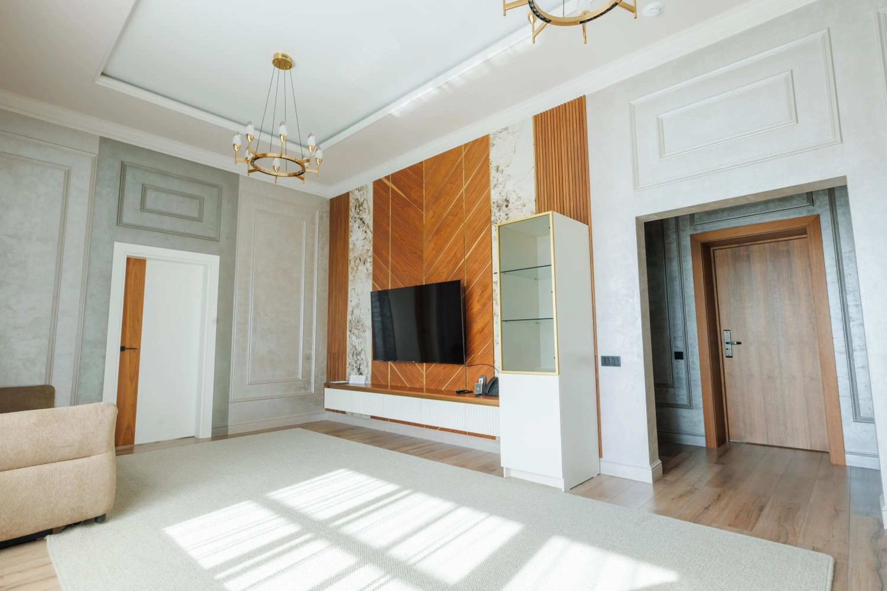 TV and multimedia in Beibarys Hotel
