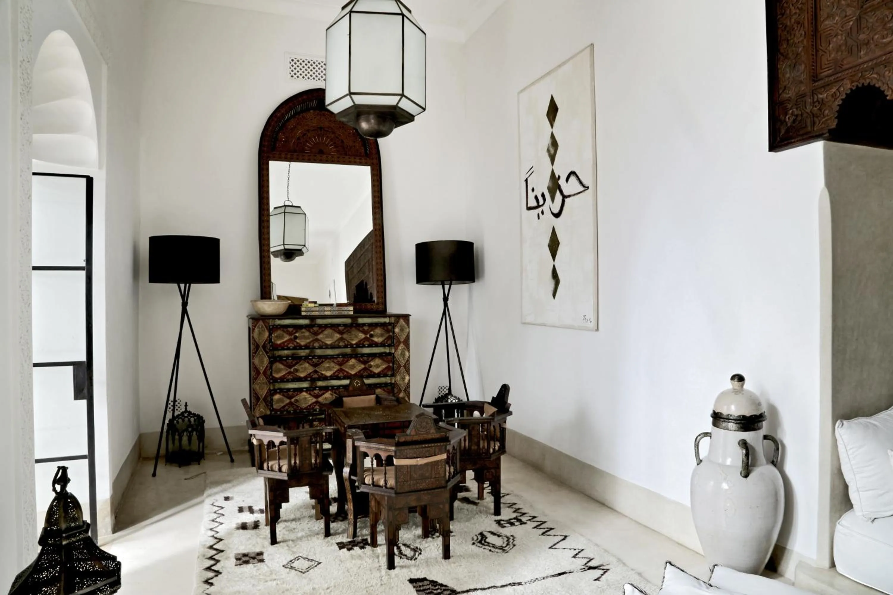 Dining area in Dar Mo'Da