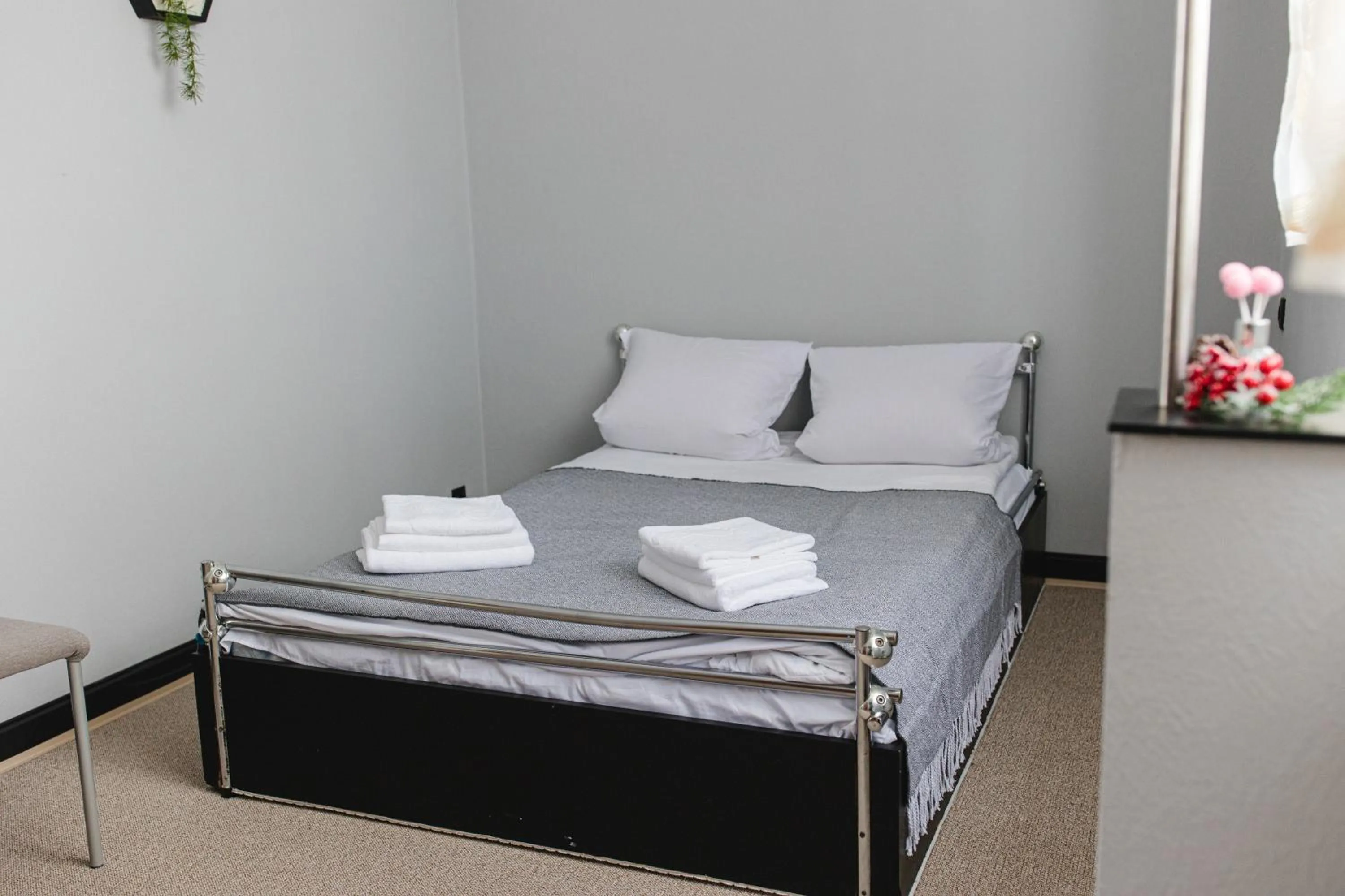 Bed in Kolyba Opryshkiv