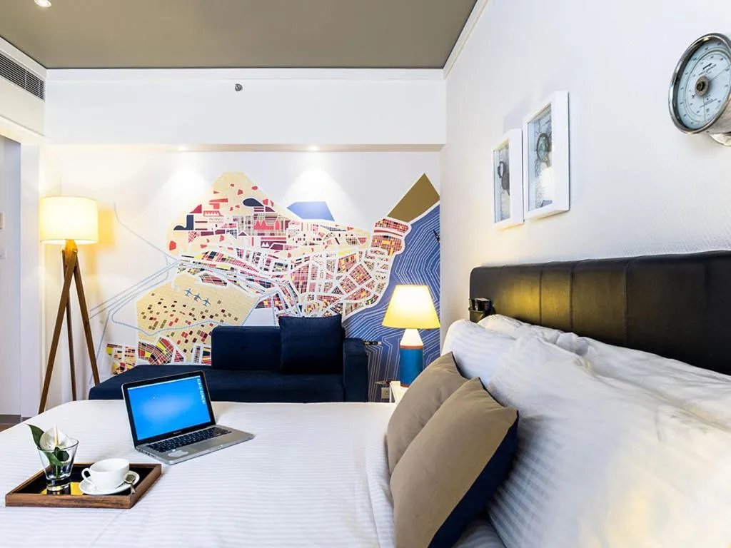 Bed in The Port Hotel