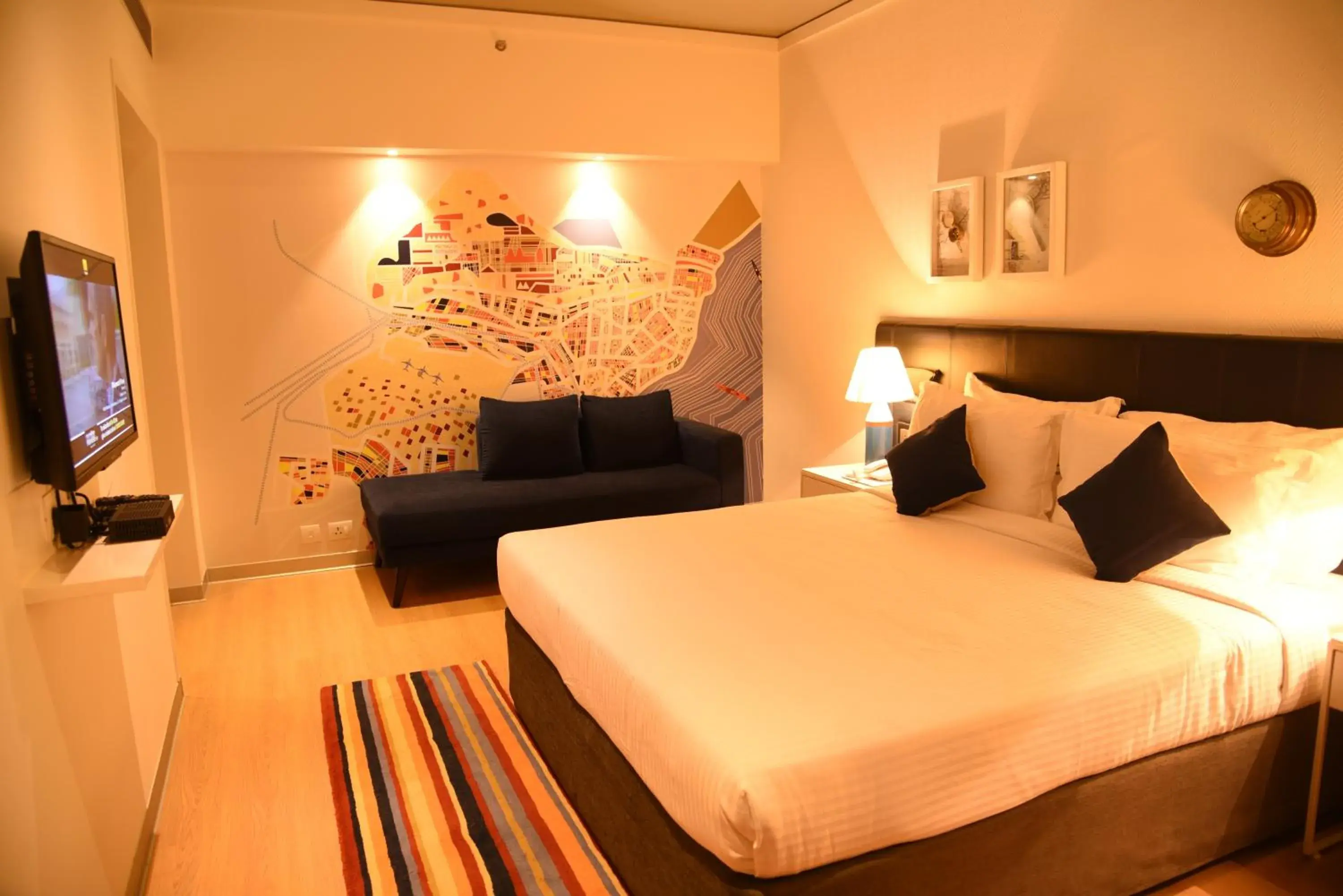 Bedroom, Bed in The Port Hotel Bedroom, Bed in The Port Hotel