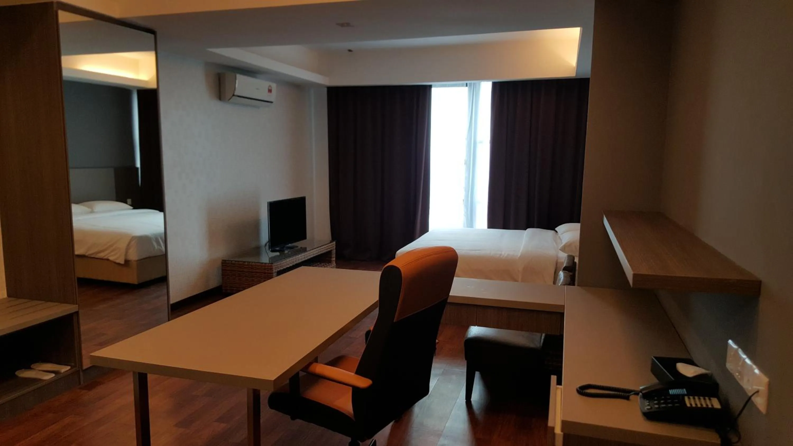 Bedroom, Bed in Nexus Business Suite Hotel