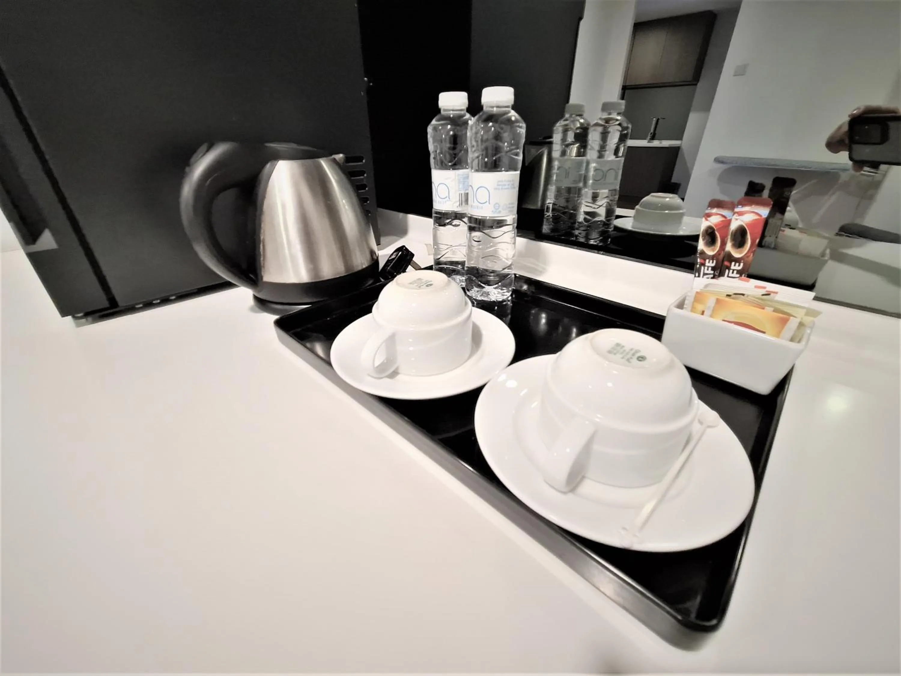 Coffee/tea facilities in Nexus Business Suite Hotel