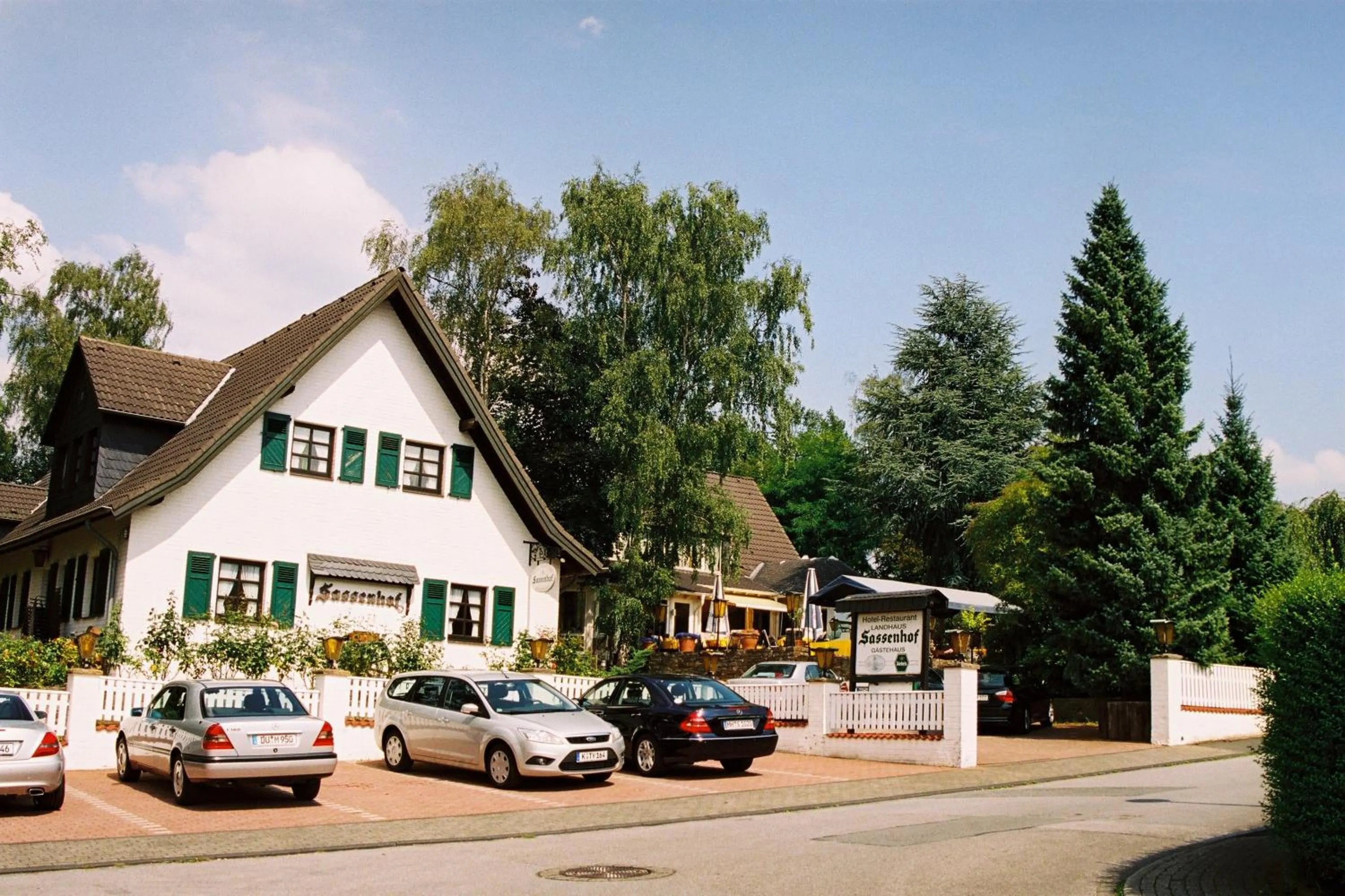 Facade/entrance in Landhaus Sassenhof