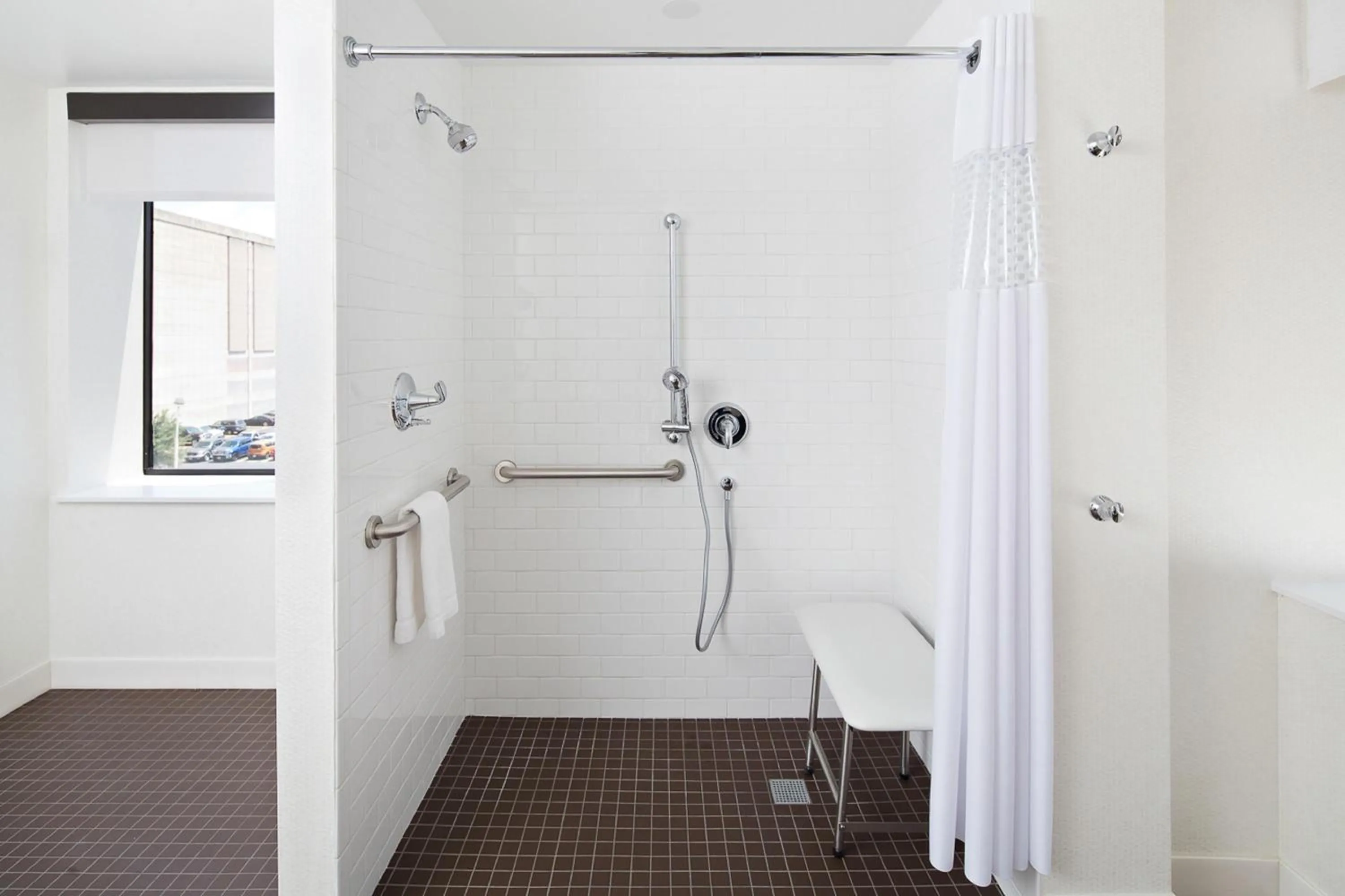 Bathroom in Hampton Inn & Suites Dallas Downtown