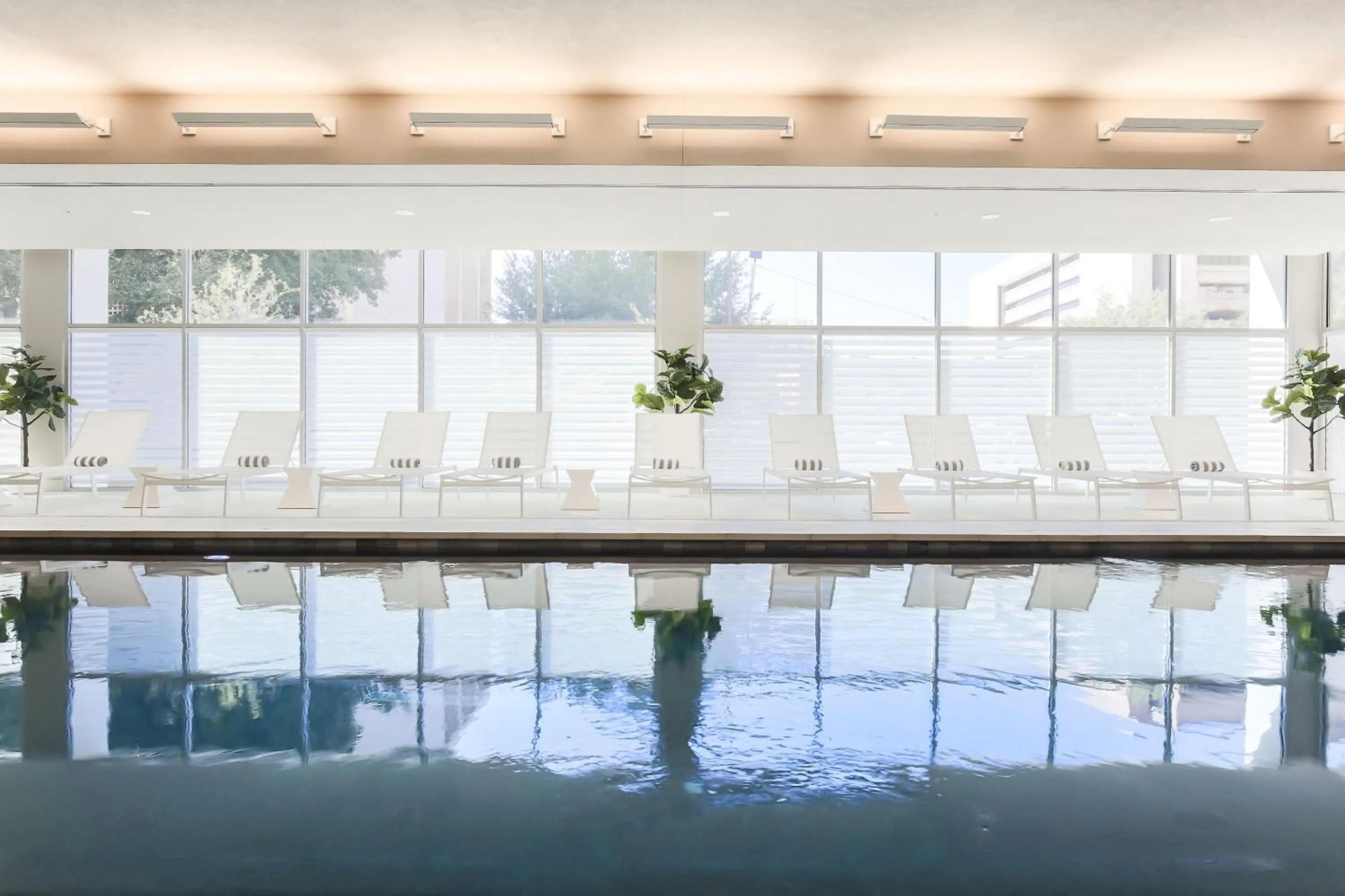 Pool view in Hampton Inn & Suites Dallas Downtown