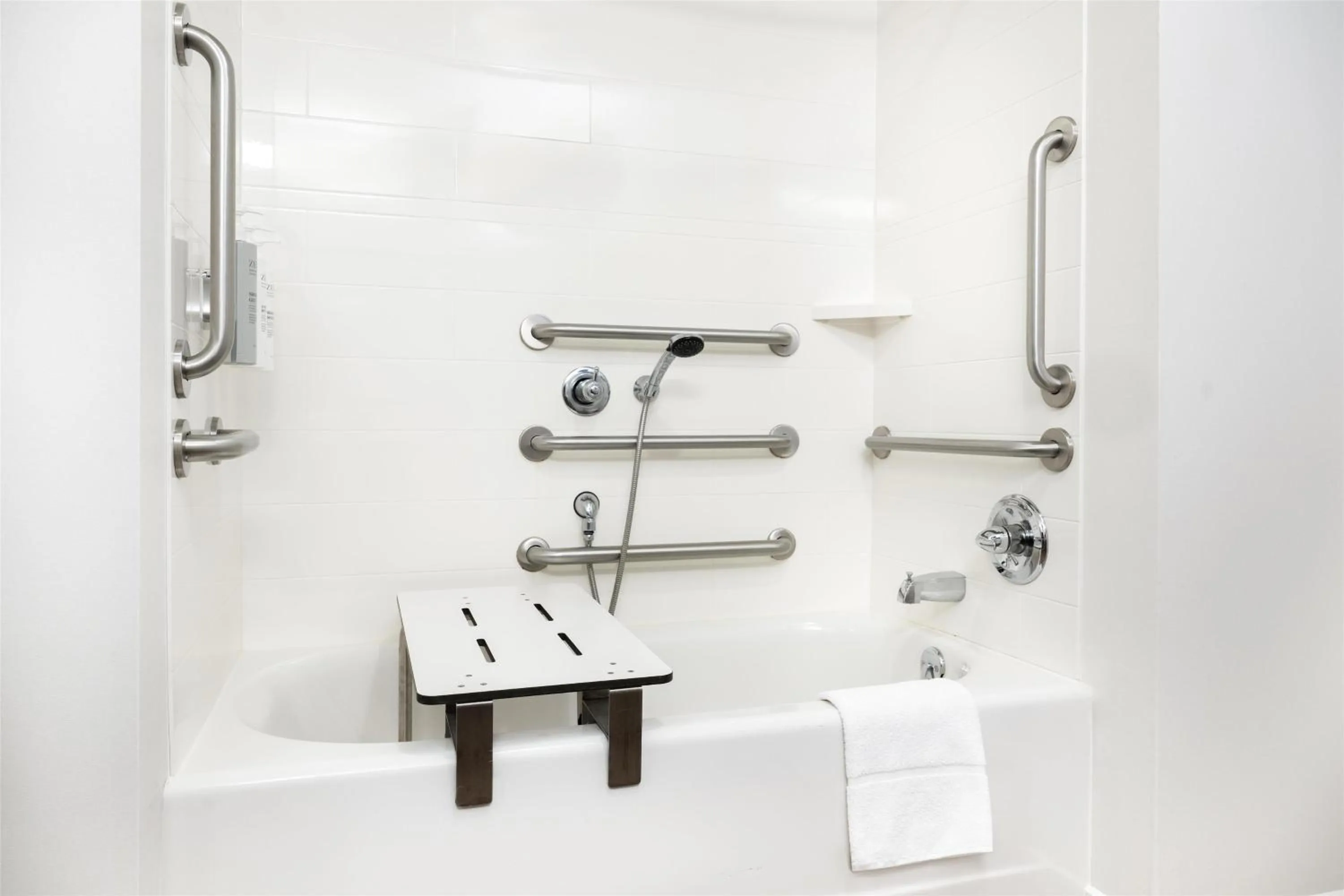 Bathroom in Hampton Inn and Suites La Crosse Downtown