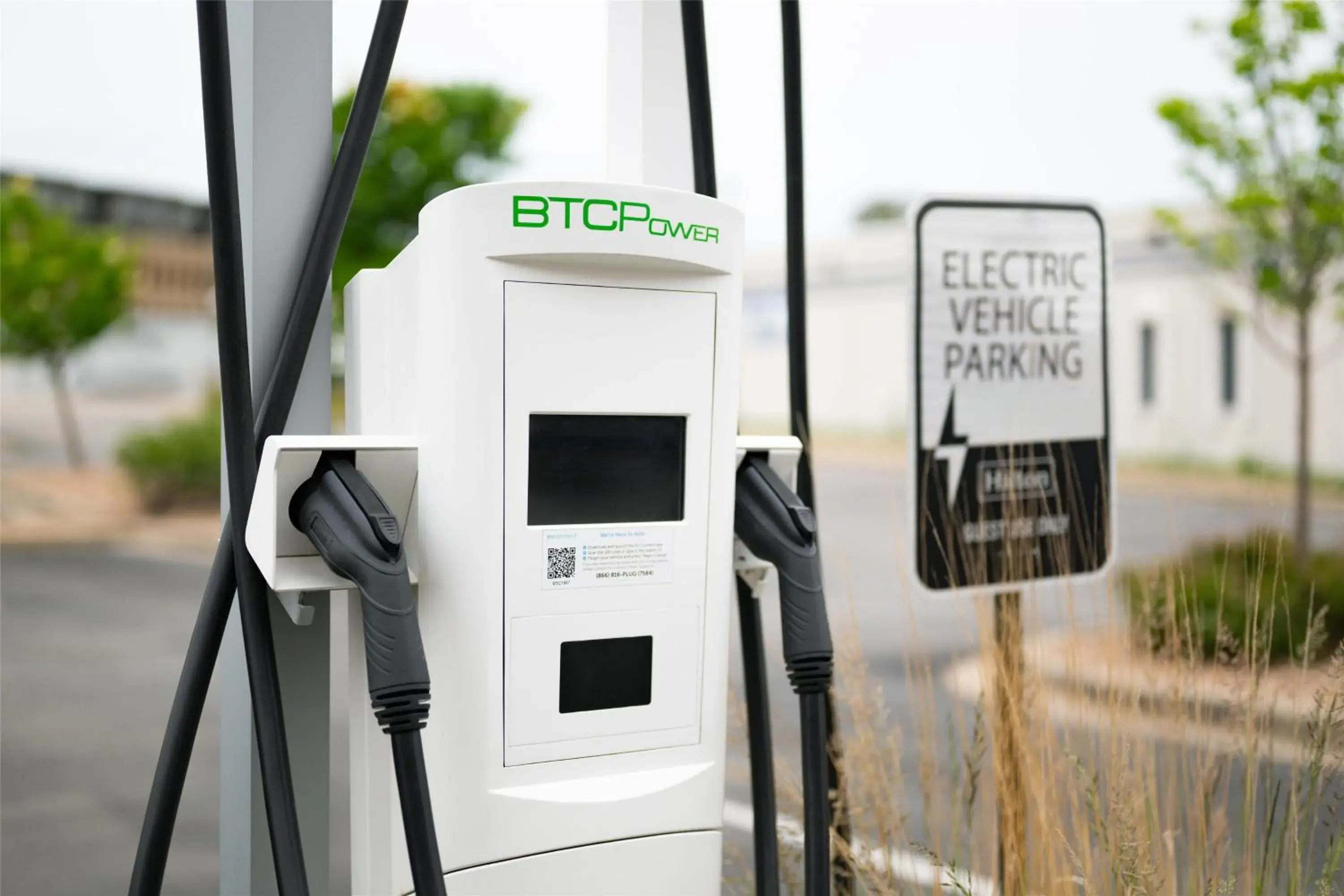 Property building in Hampton Inn and Suites La Crosse Downtown Property building in Hampton Inn and Suites La Crosse Downtown