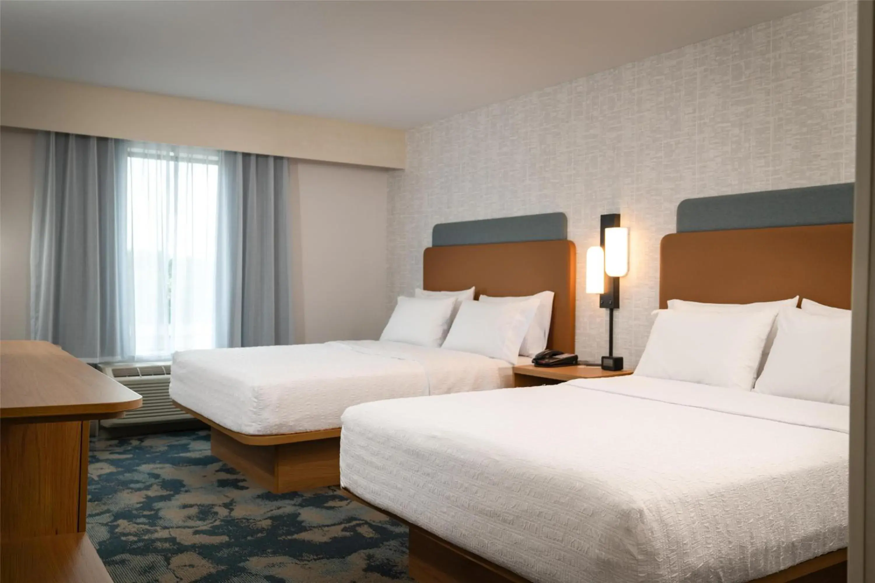 Bed in Hampton Inn and Suites La Crosse Downtown Bed in Hampton Inn and Suites La Crosse Downtown